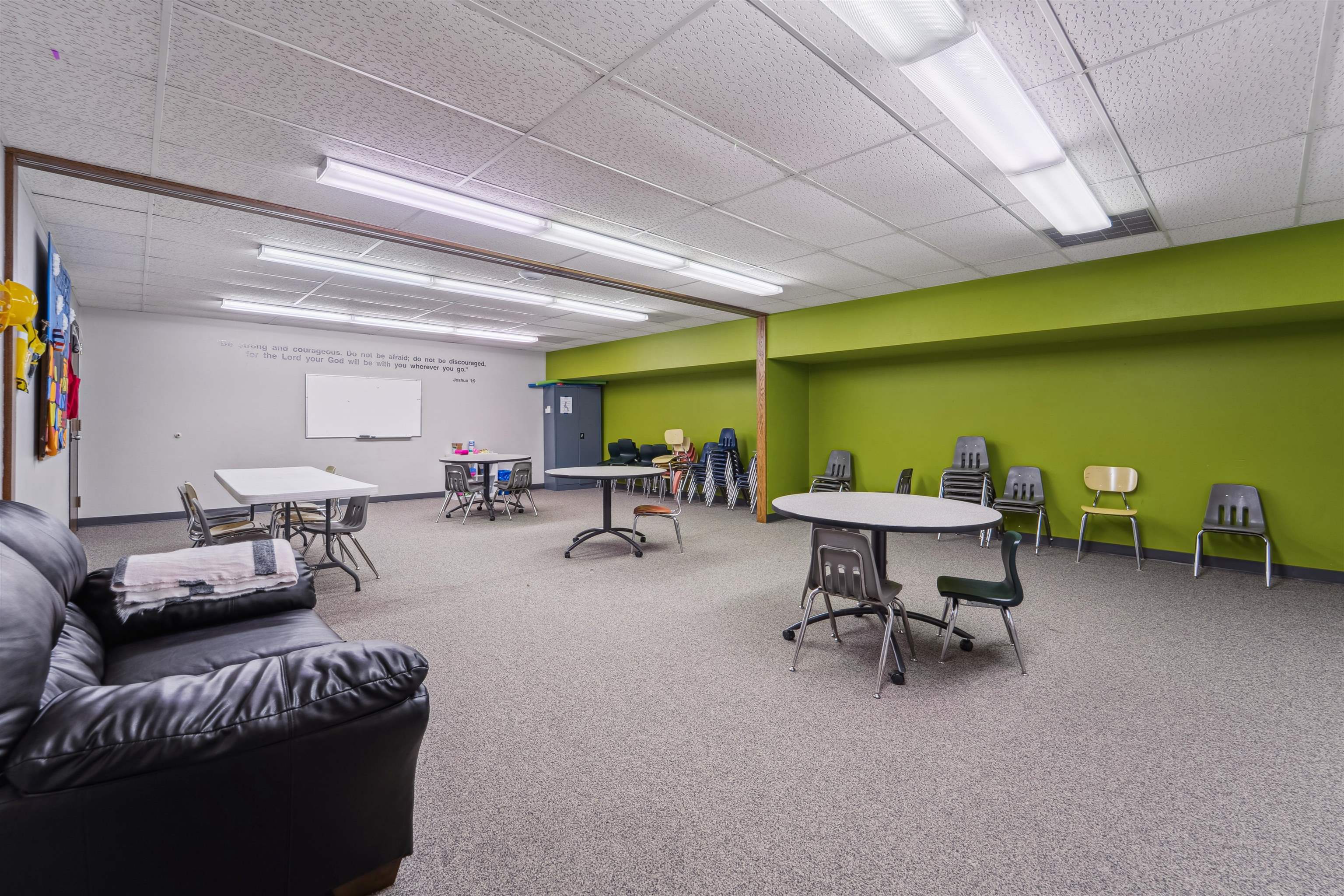 2720 N Kesting Court Property Photo 61