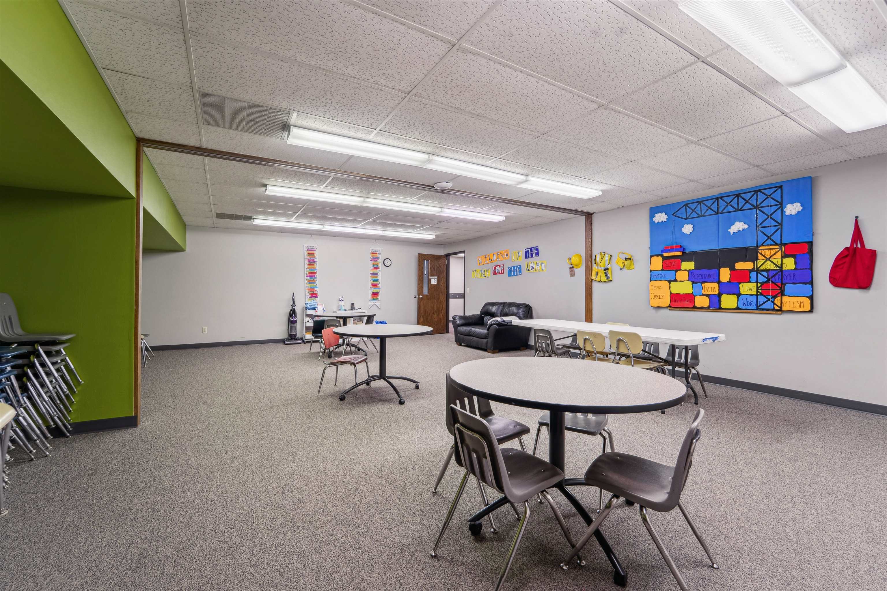 2720 N Kesting Court Property Photo 62