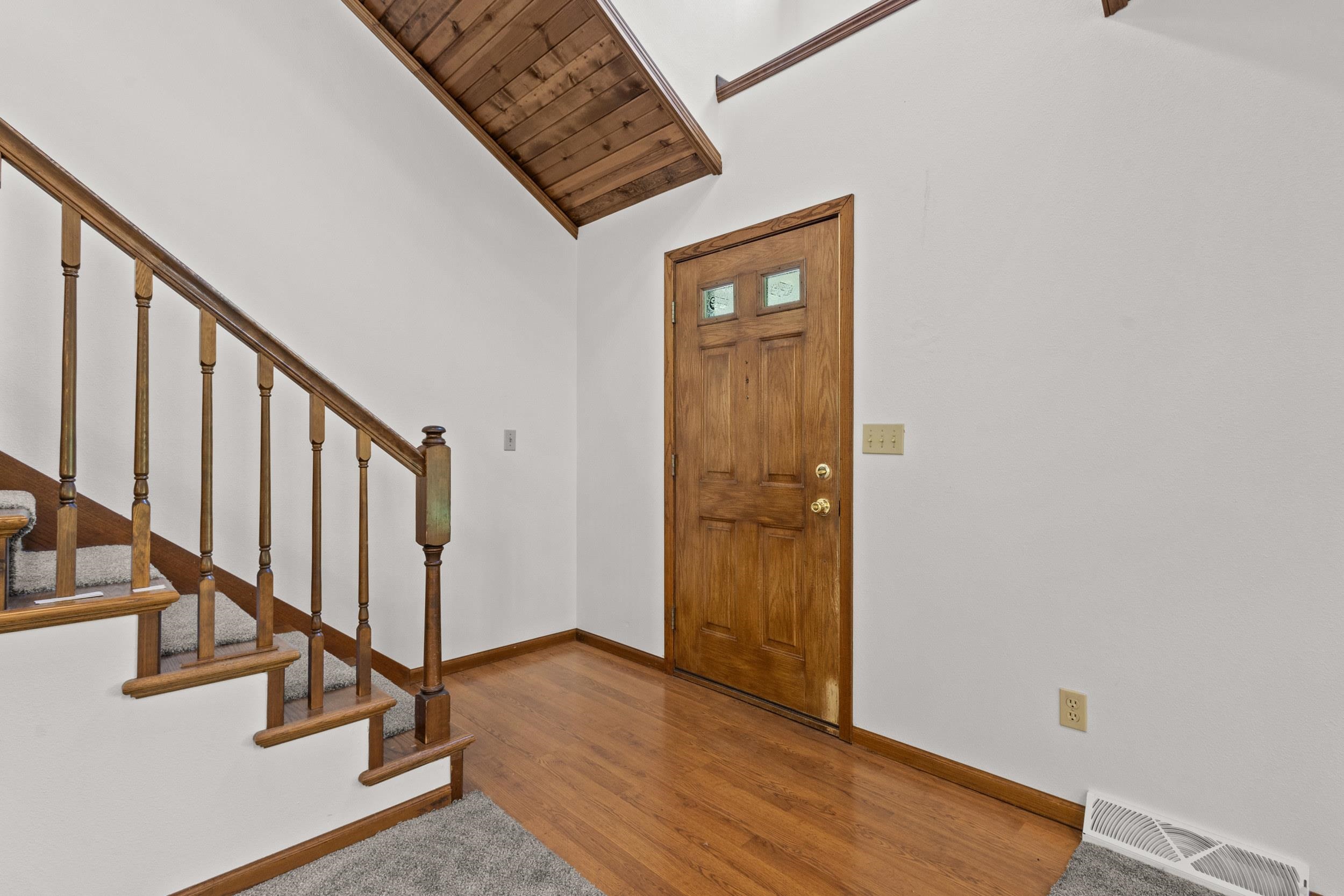 5804 North Avenue Property Photo 12