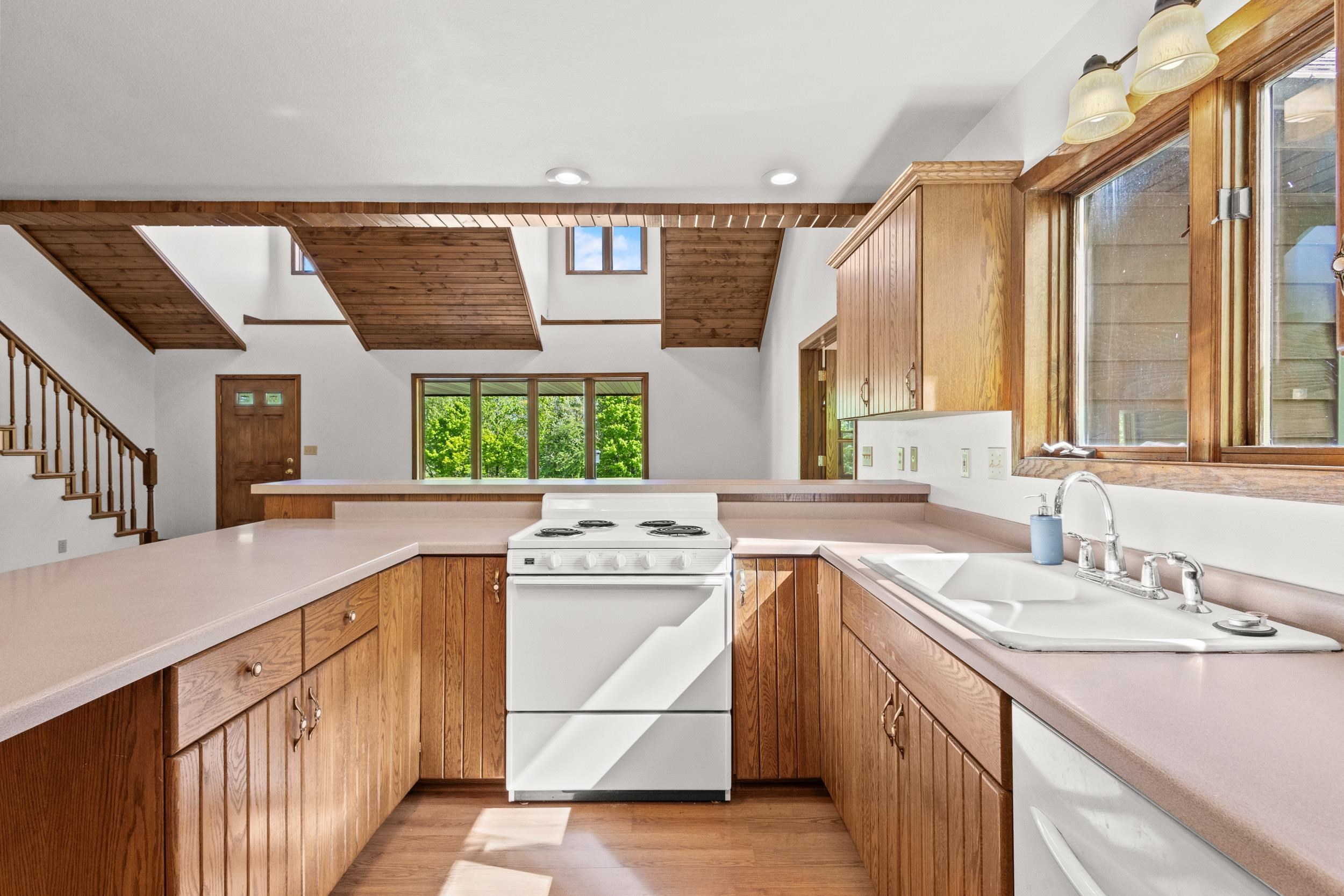 5804 North Avenue Property Photo 19