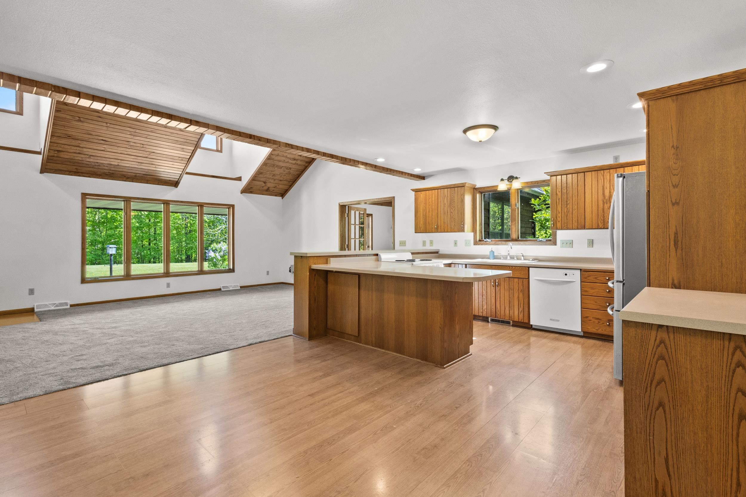 5804 North Avenue Property Photo 24