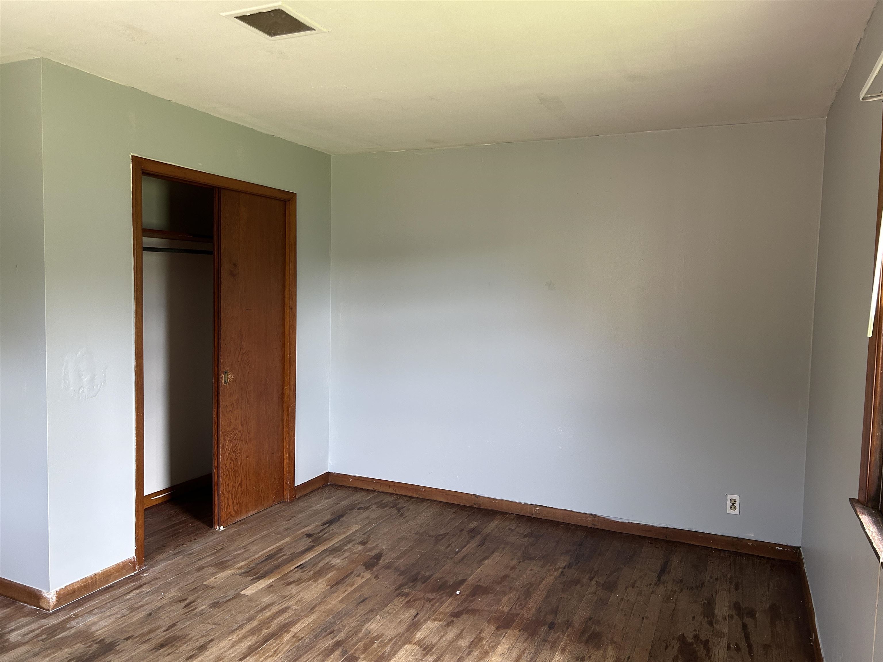965 Appleton Road Property Photo 16