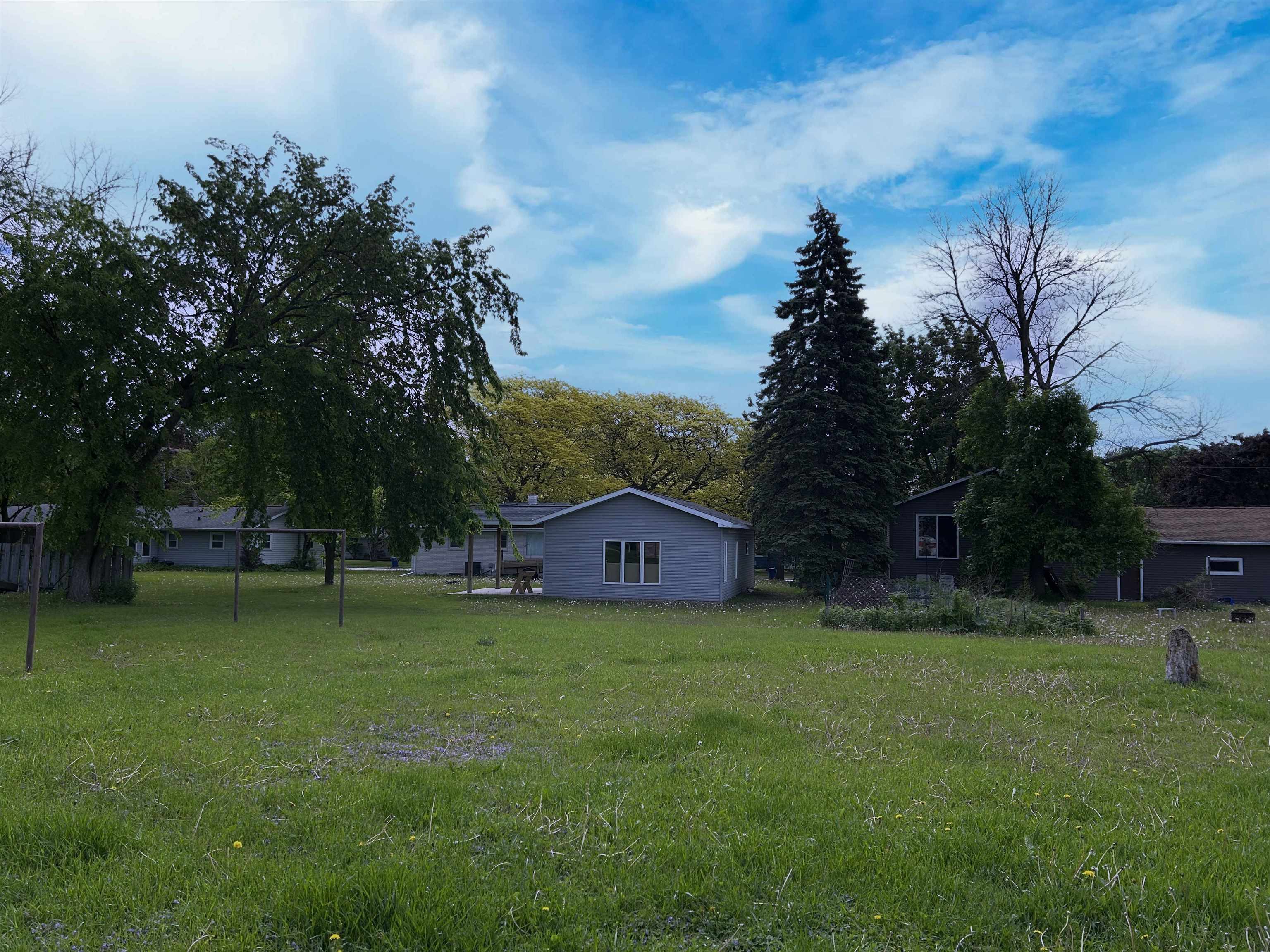 965 Appleton Road Property Photo 23