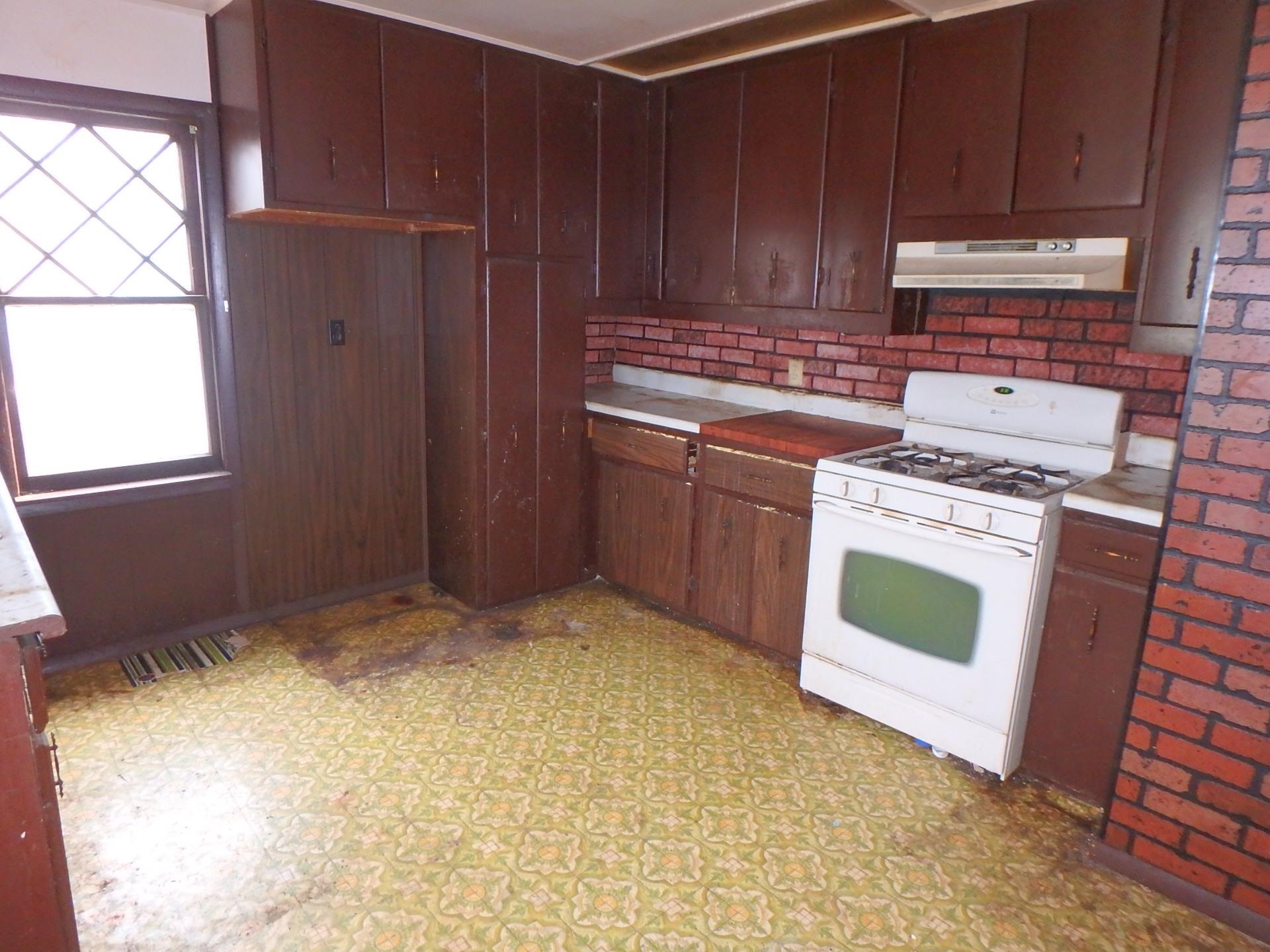 515 Vroman Street Property Photo 6