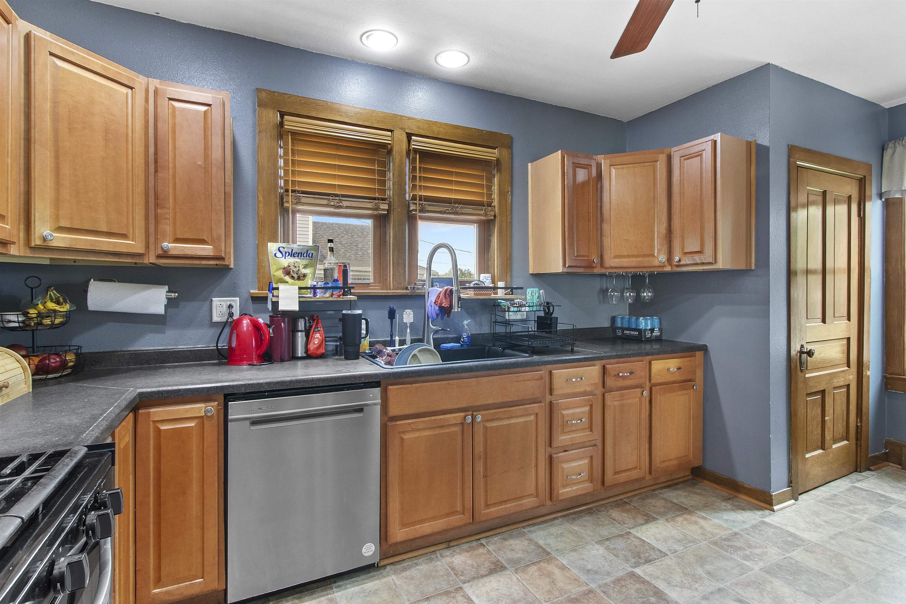 124 Park Street Property Photo 12