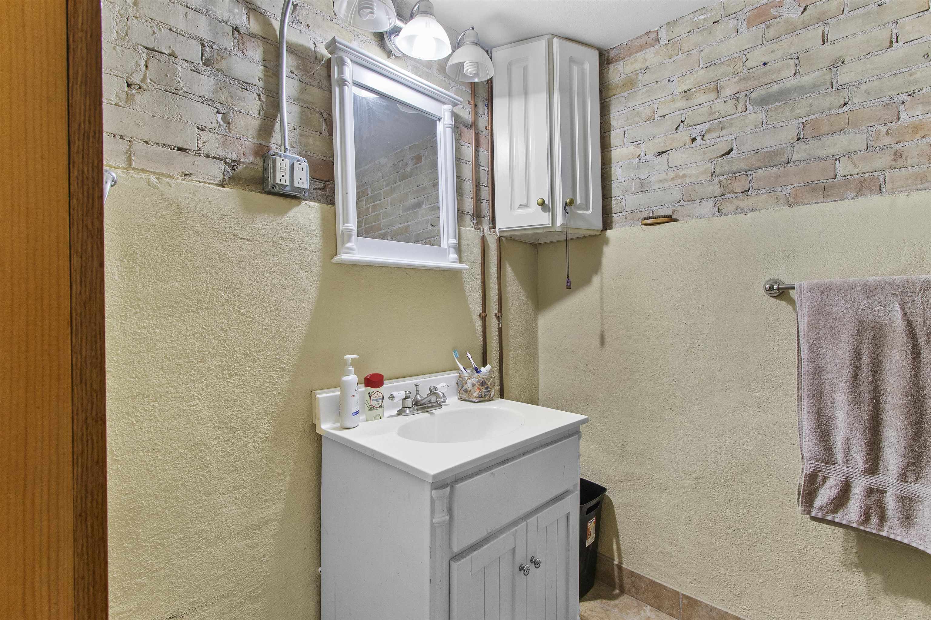 124 Park Street Property Photo 27