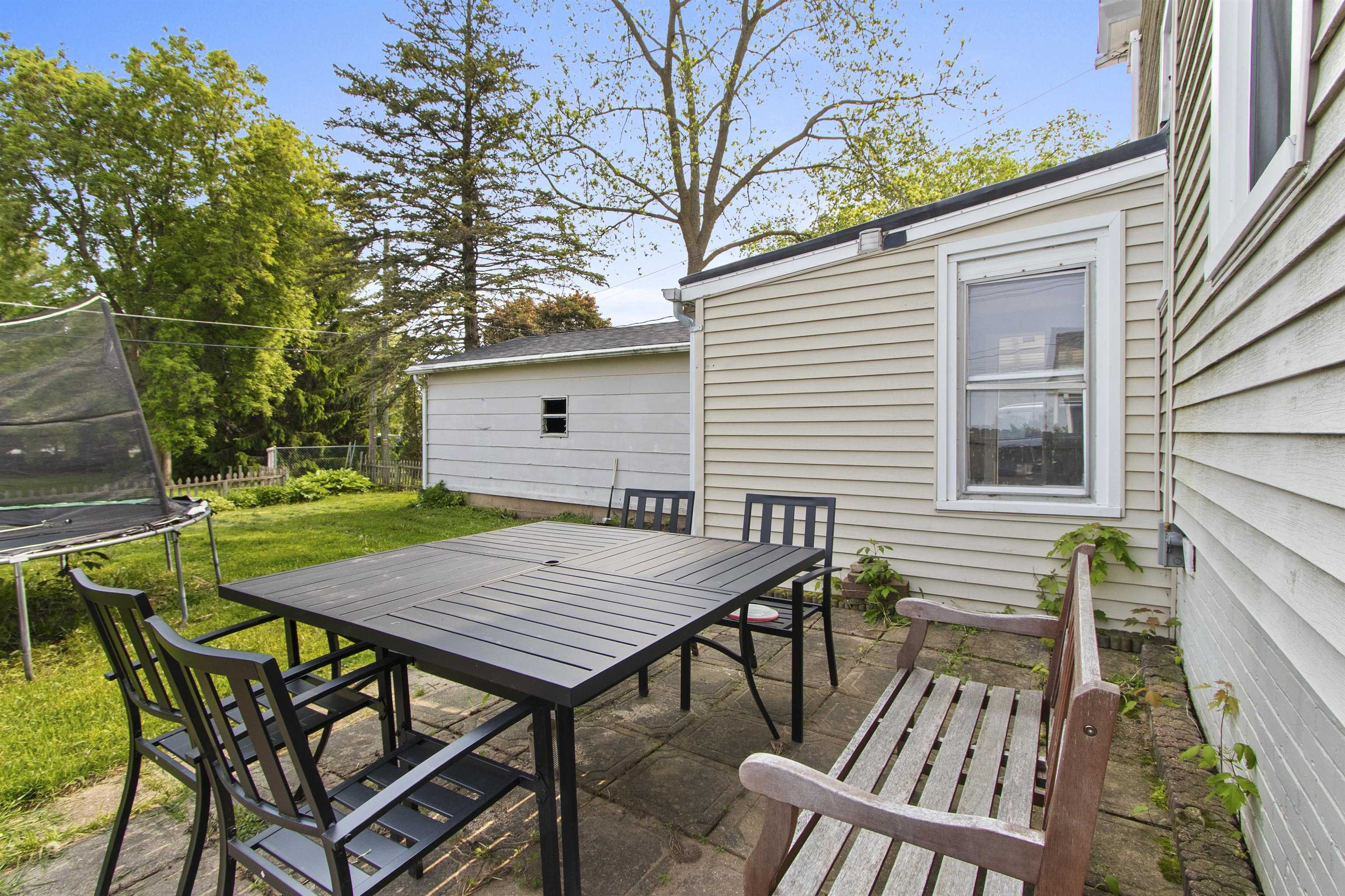124 Park Street Property Photo 31
