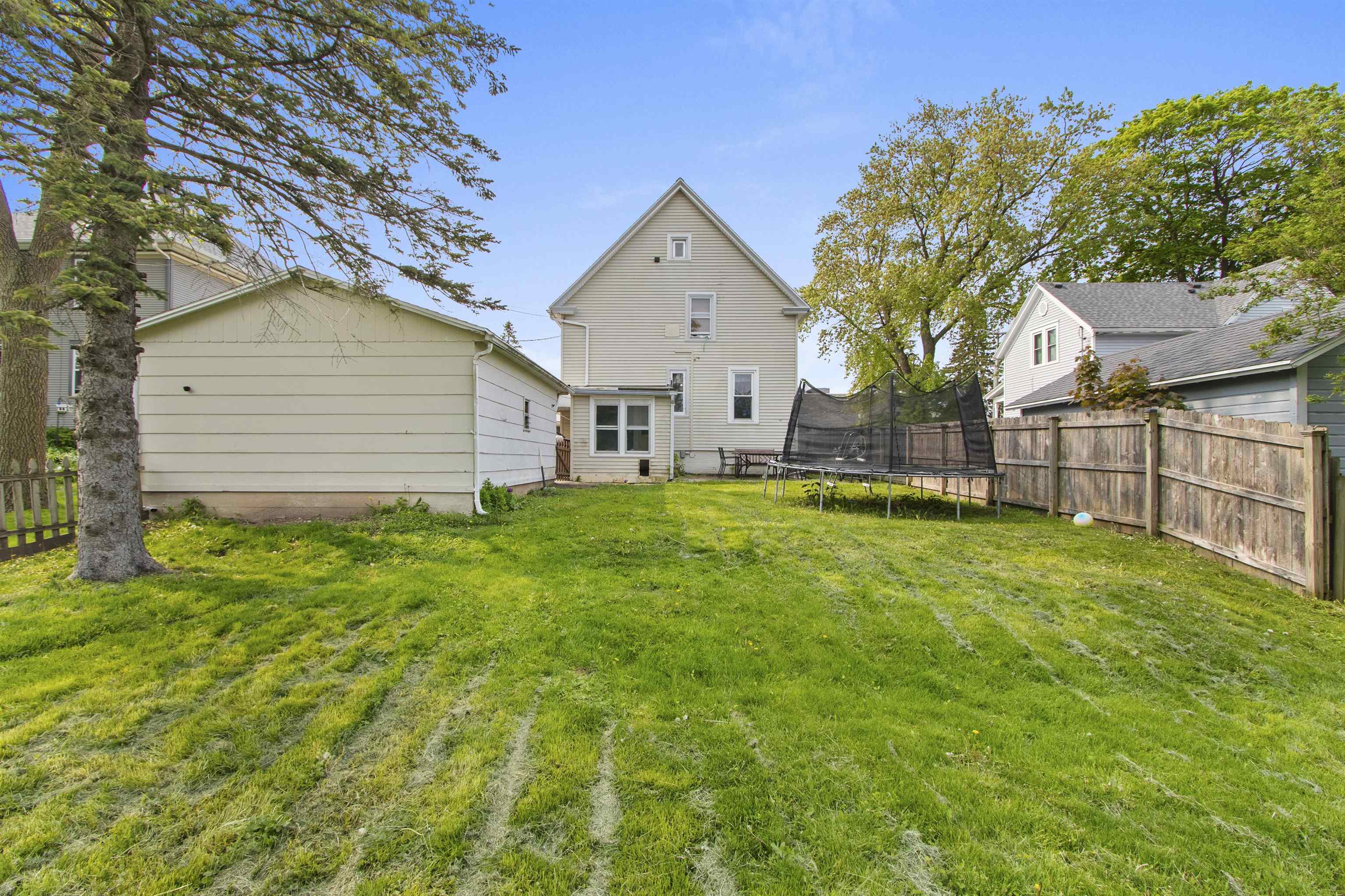 124 Park Street Property Photo 34