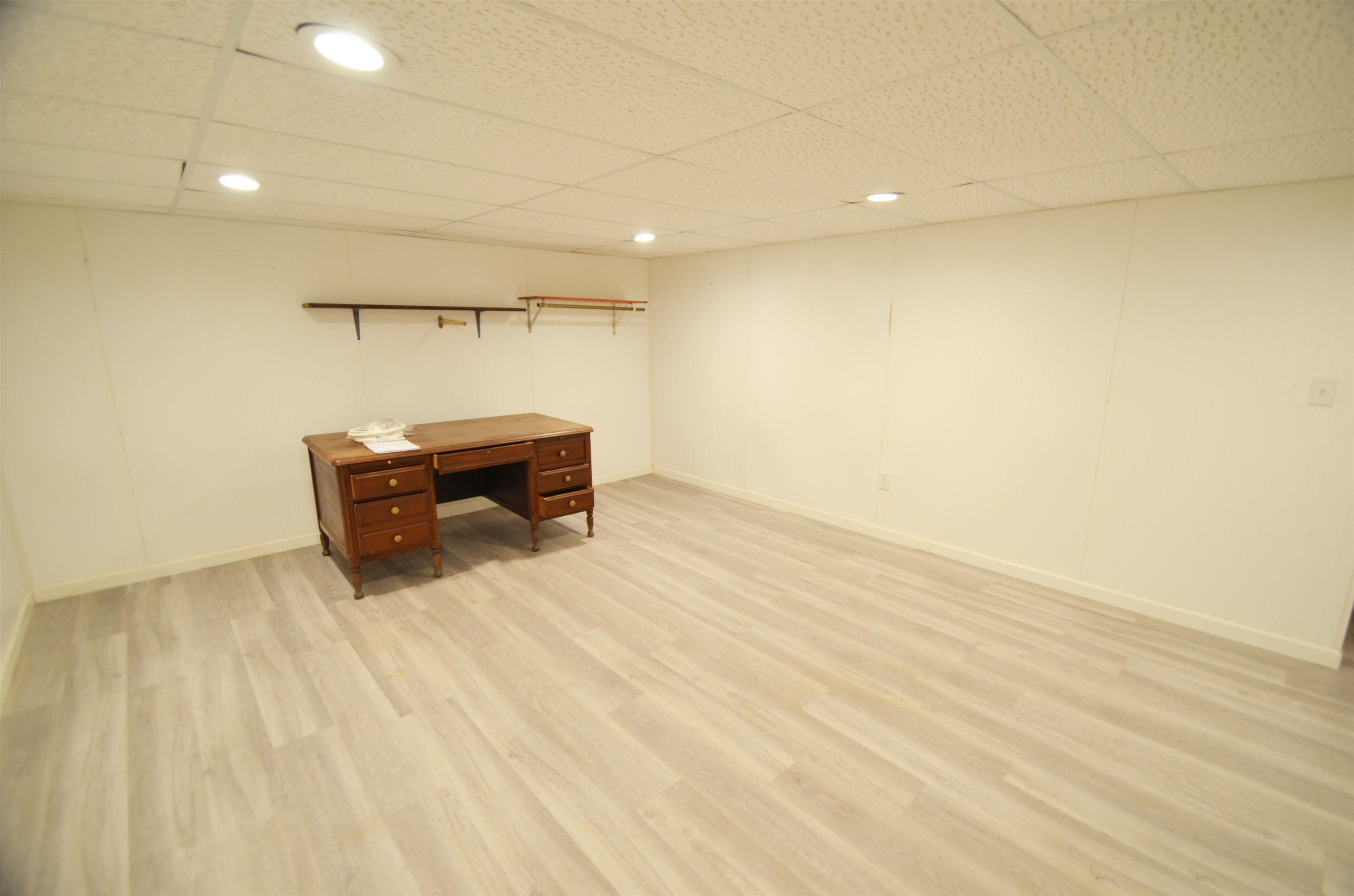 2553 Deckner Avenue Property Photo 19