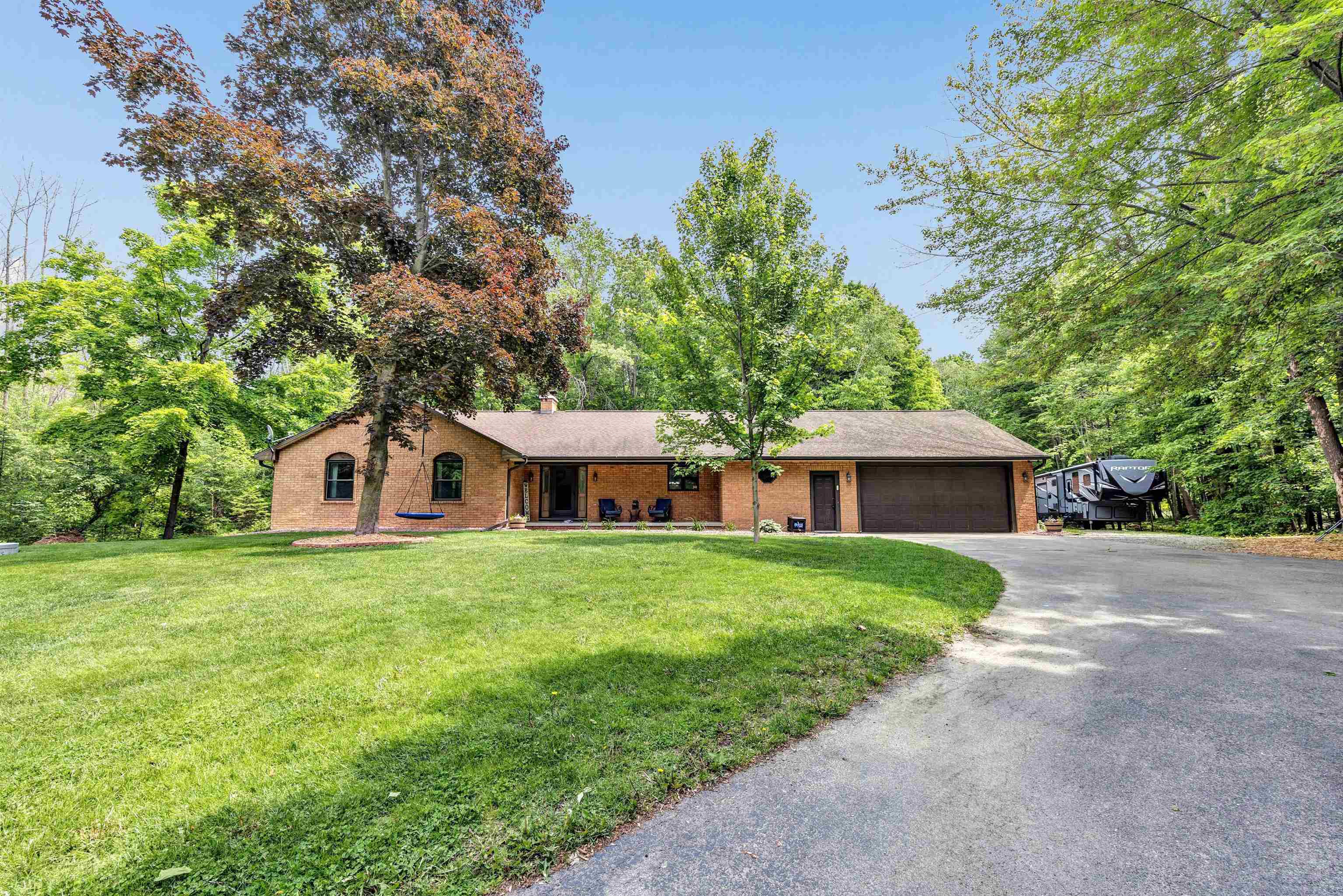4070 Matuszak Court Property Photo 1