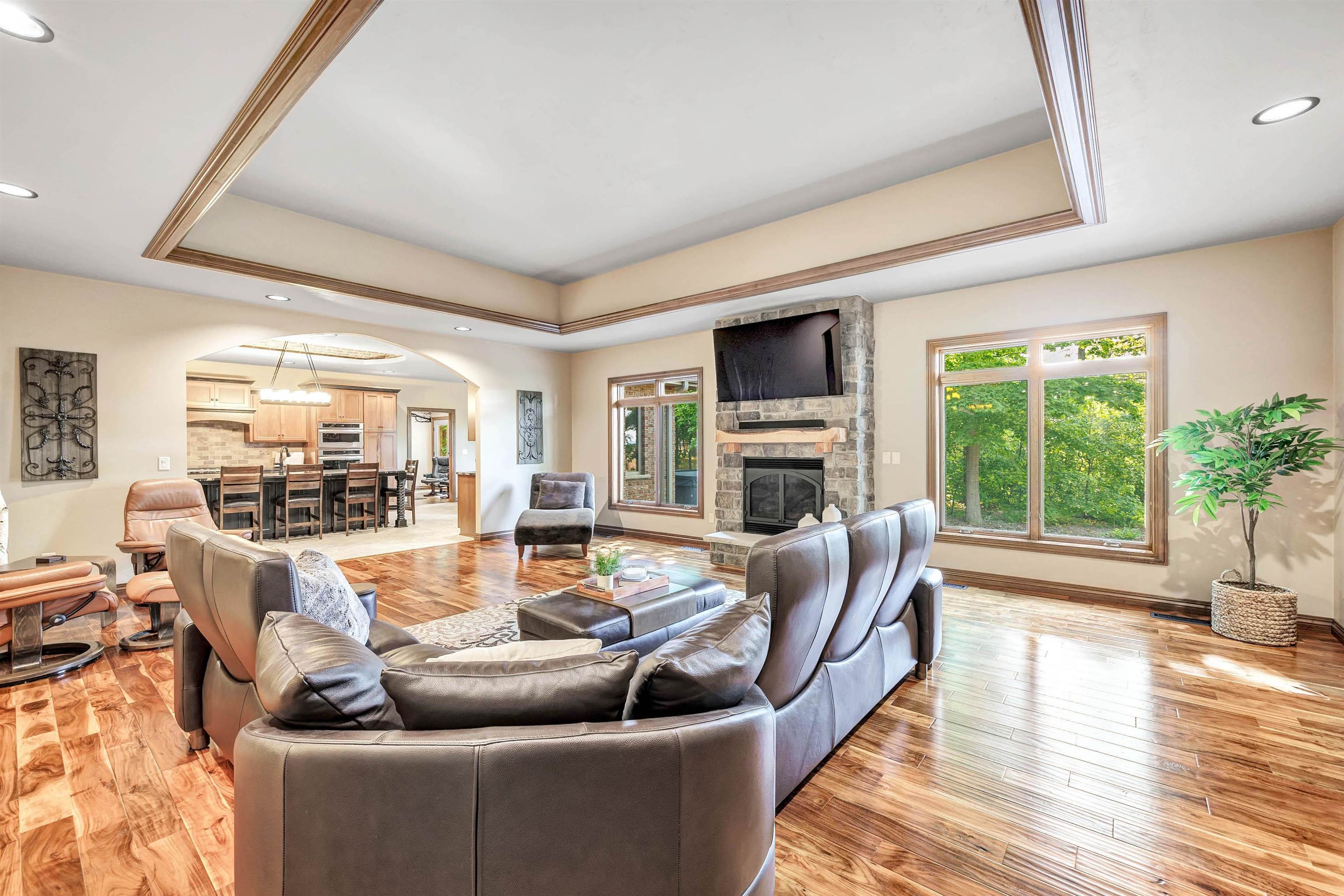 1830 Pine Tree Court Property Photo 6