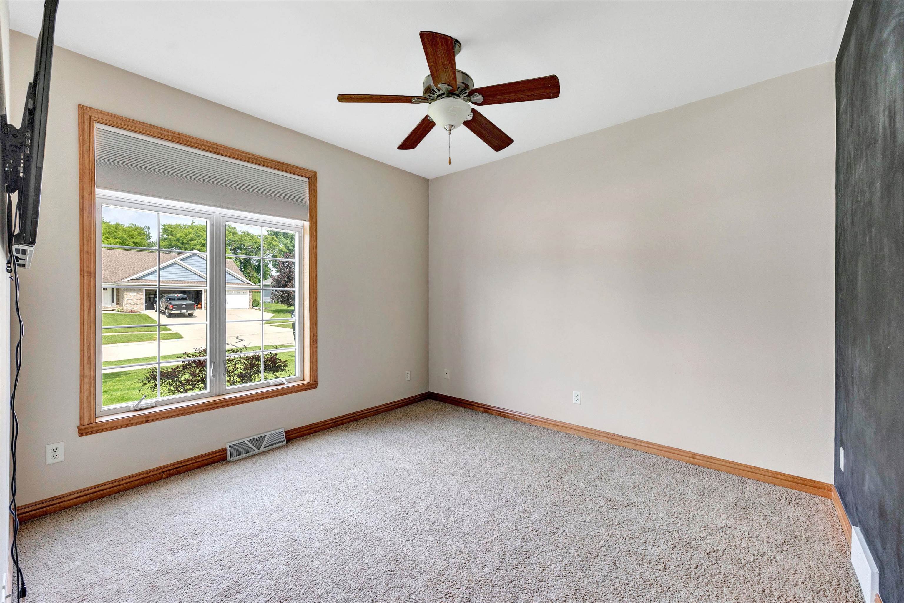 2134 Luxury Drive Property Photo 31