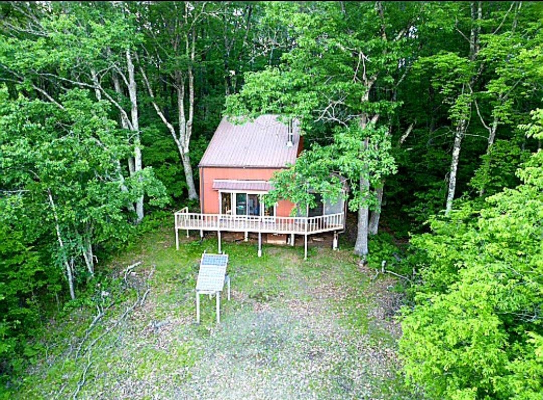 W4799 ROCKY HILL Drive Property Photo 1