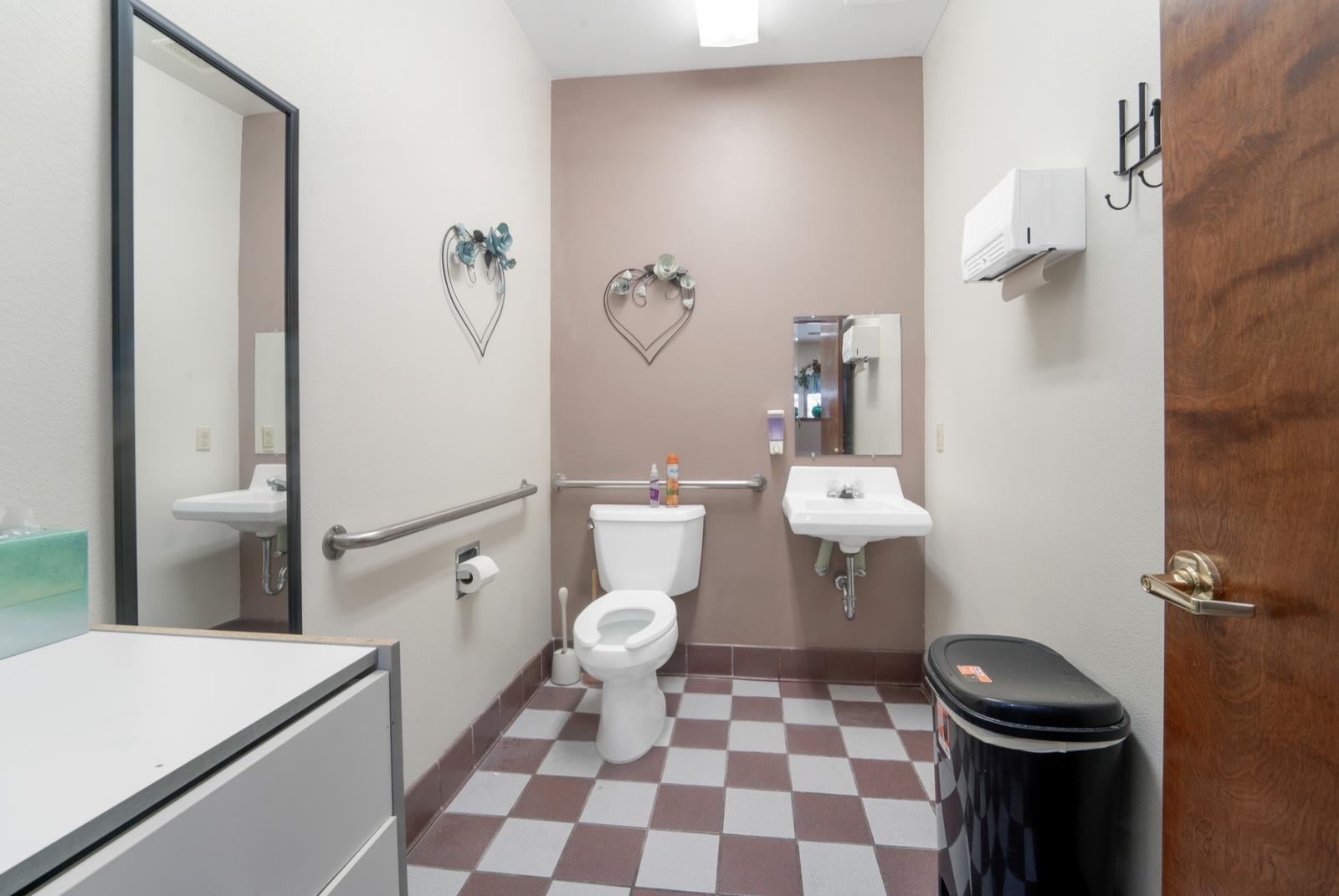 155 W Menasha Avenue Property Photo 16