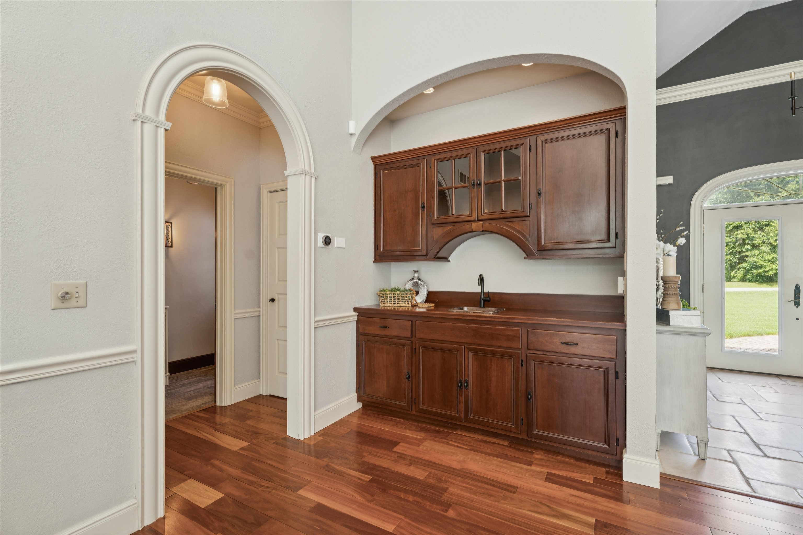 3030 Windfield Drive Property Photo 8