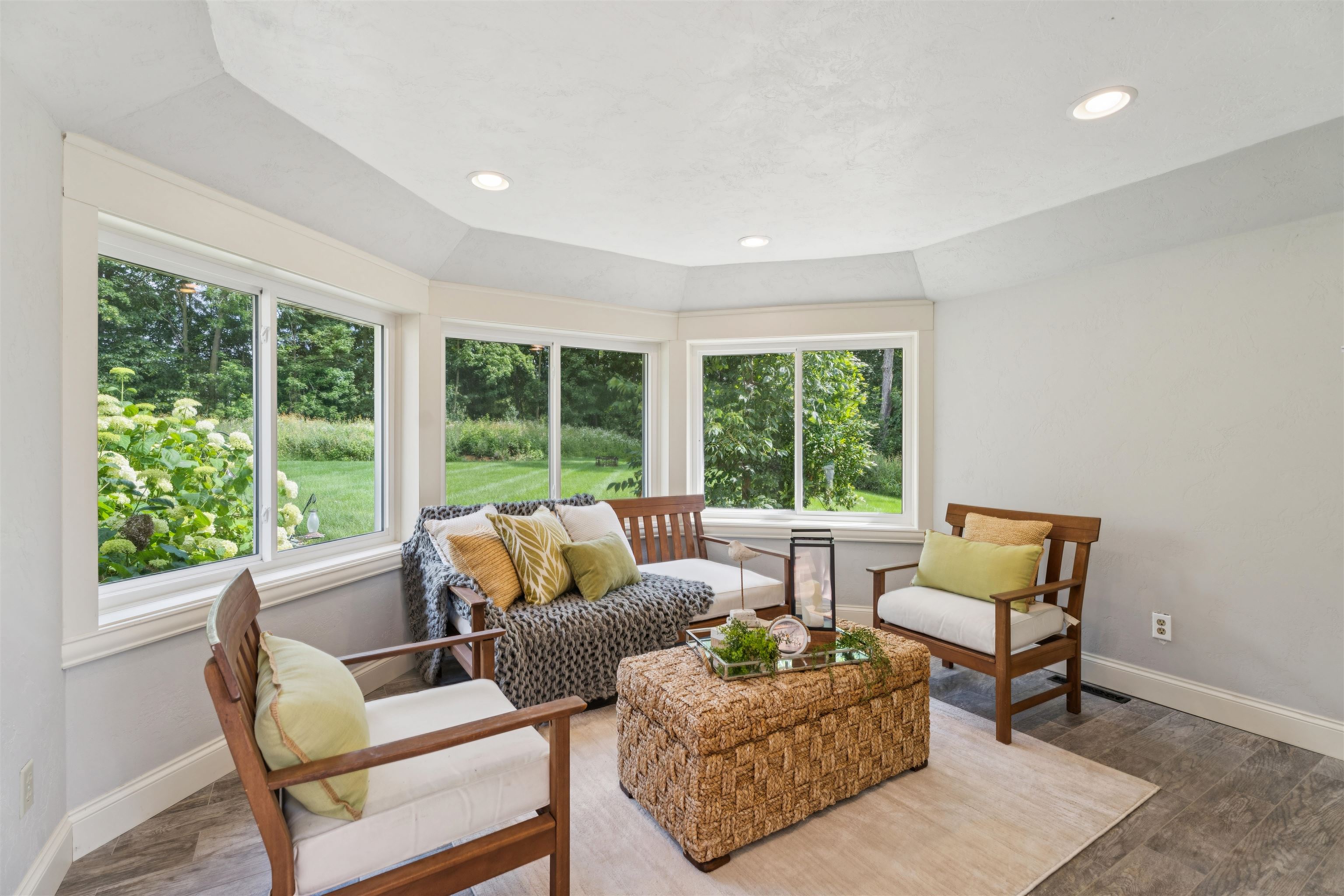 3030 Windfield Drive Property Photo 16