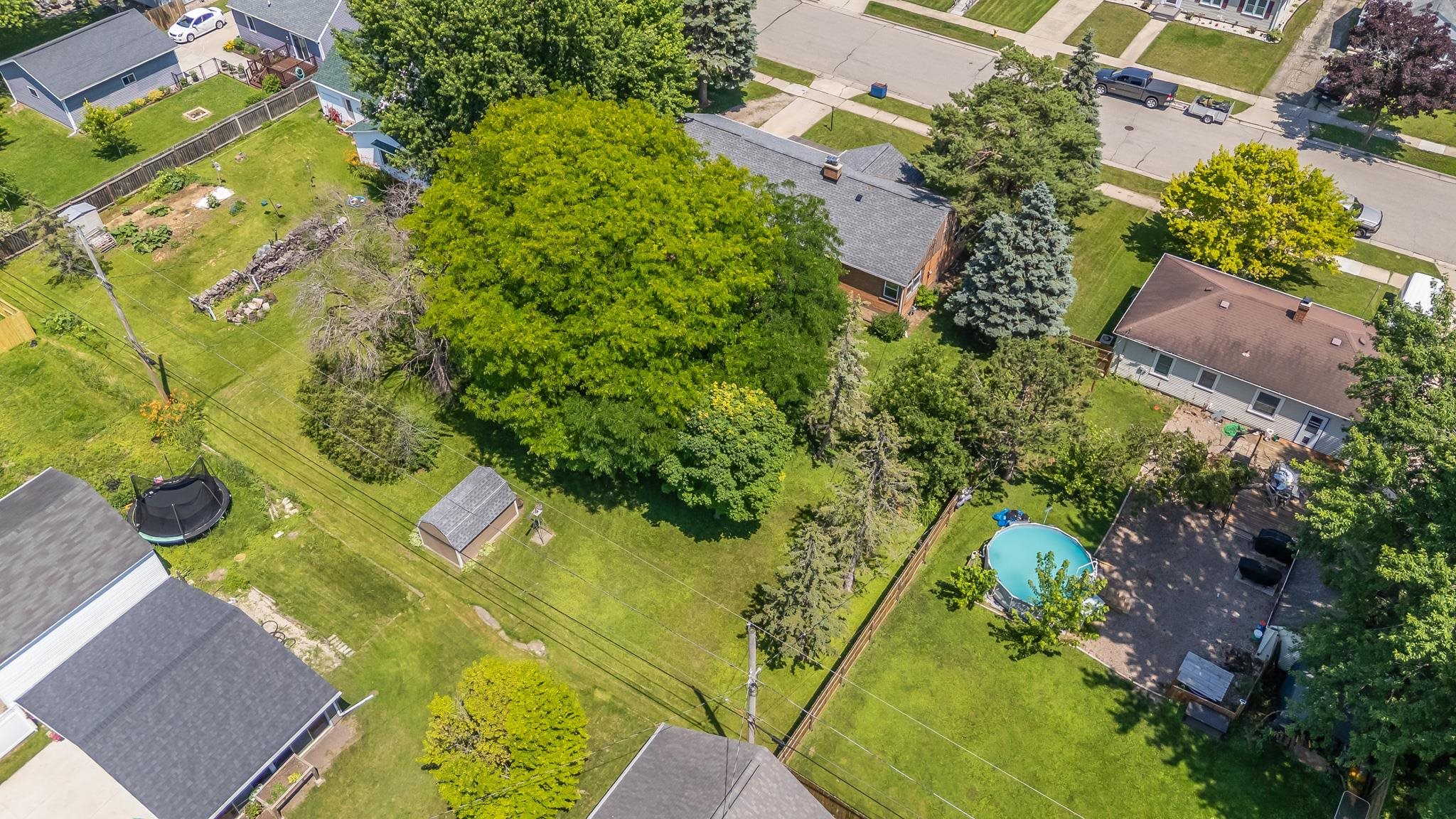 849 Reddin Avenue Property Photo 2