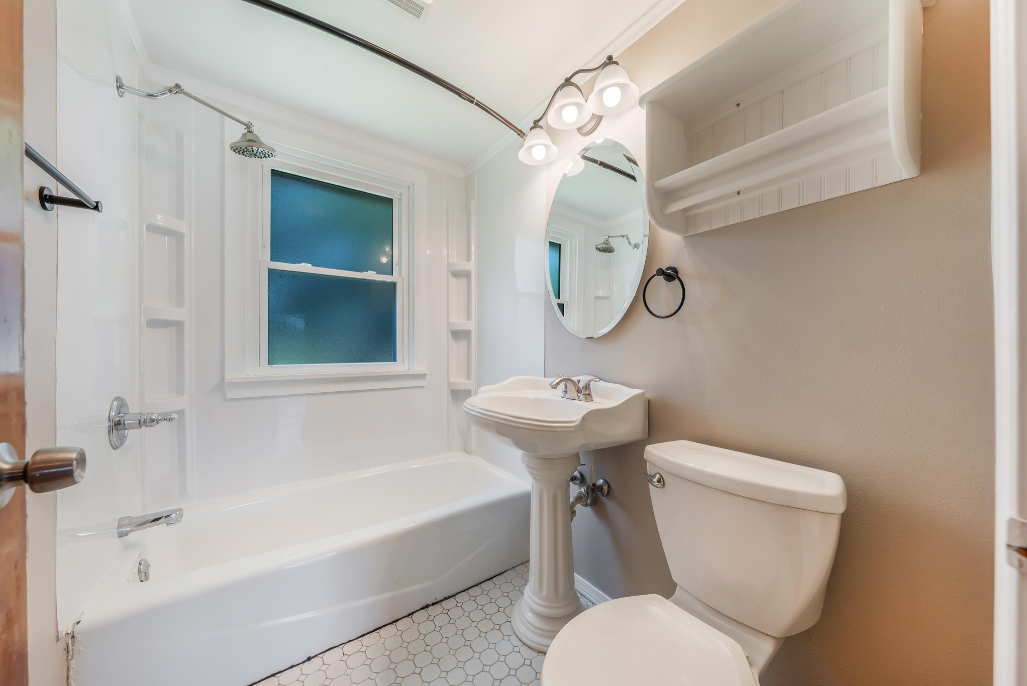 849 Reddin Avenue Property Photo 18