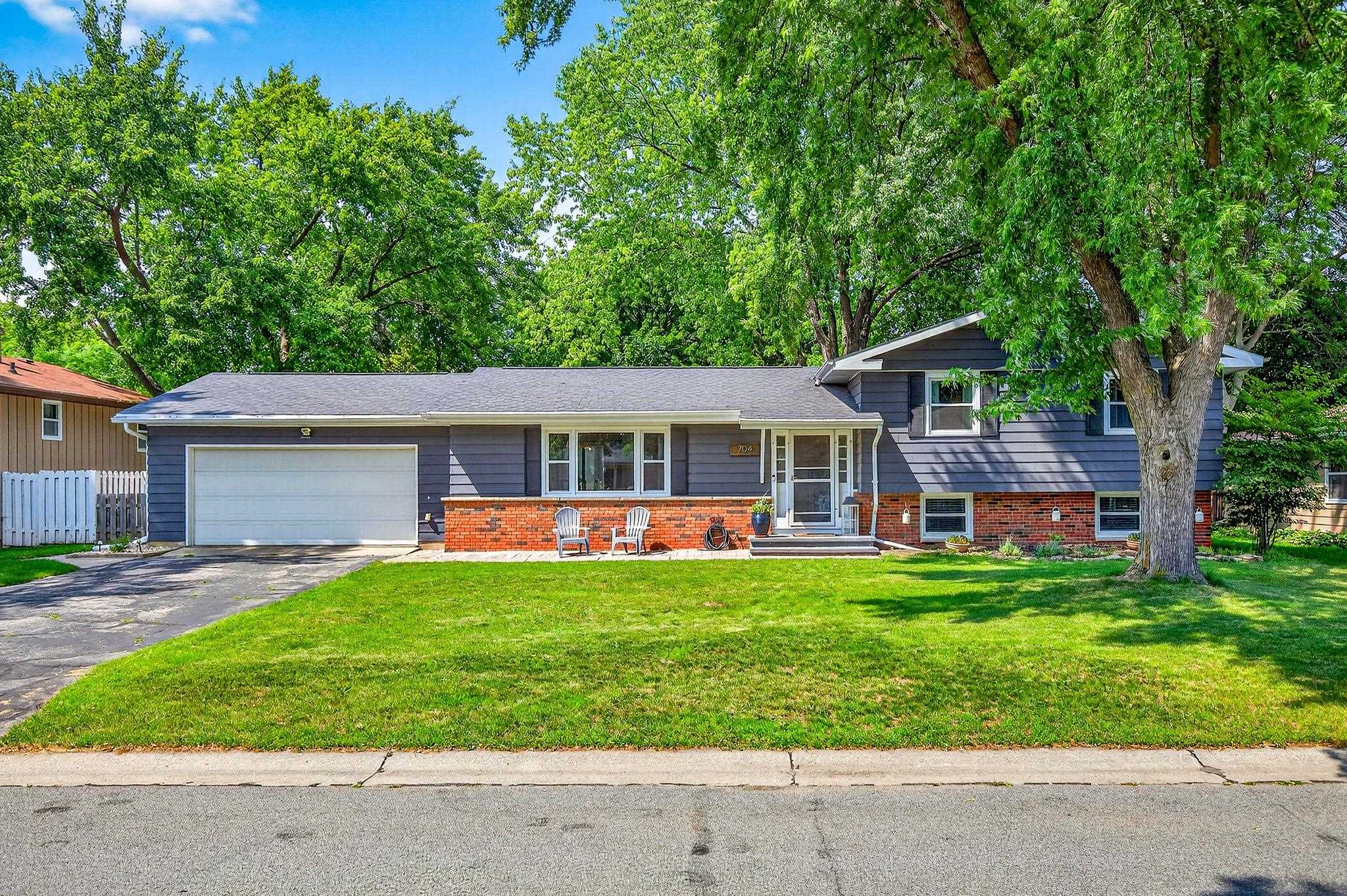 704 KENSINGTON Road Property Photo 1