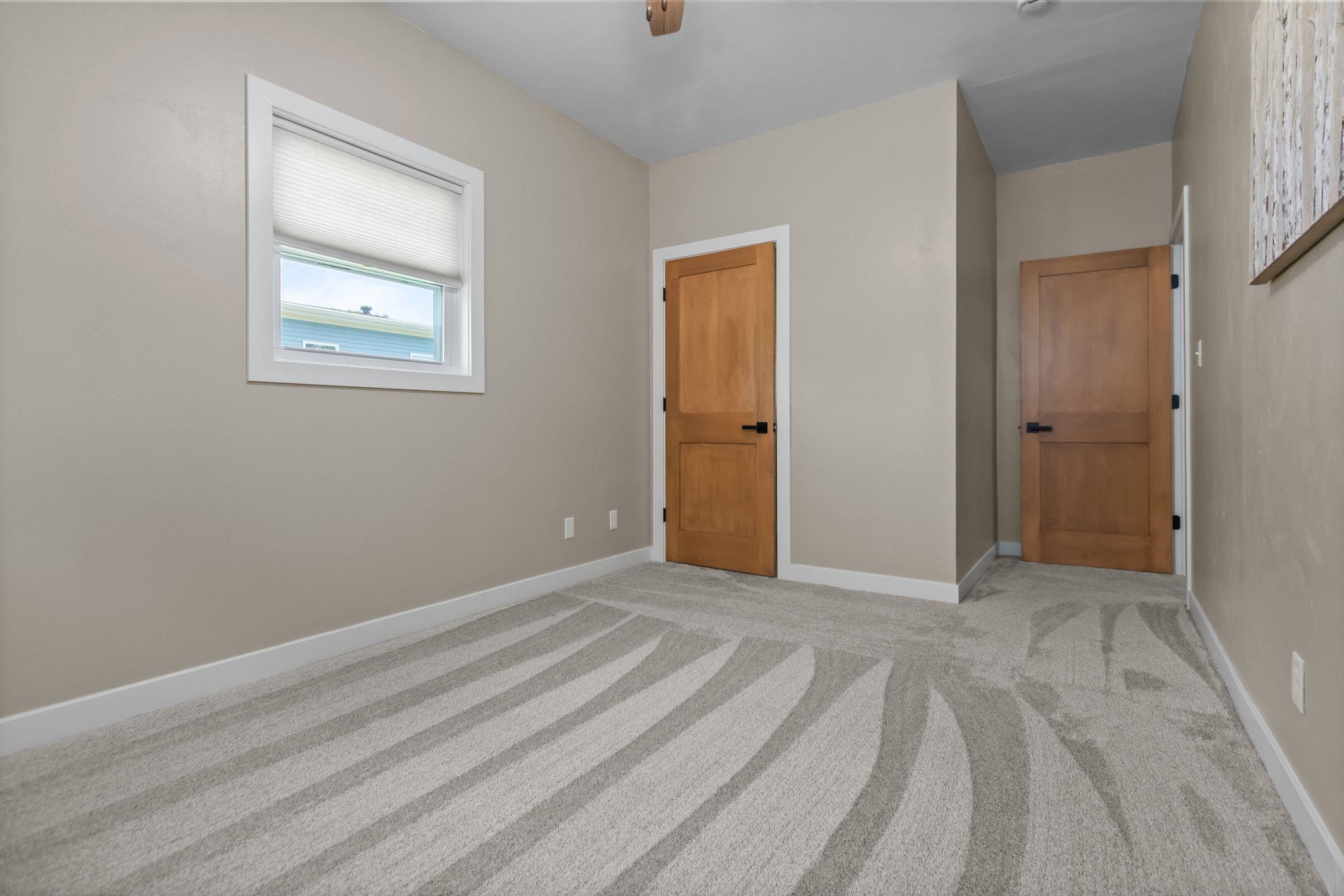 1693 W Butte Des Morts Beach Road Property Photo 22