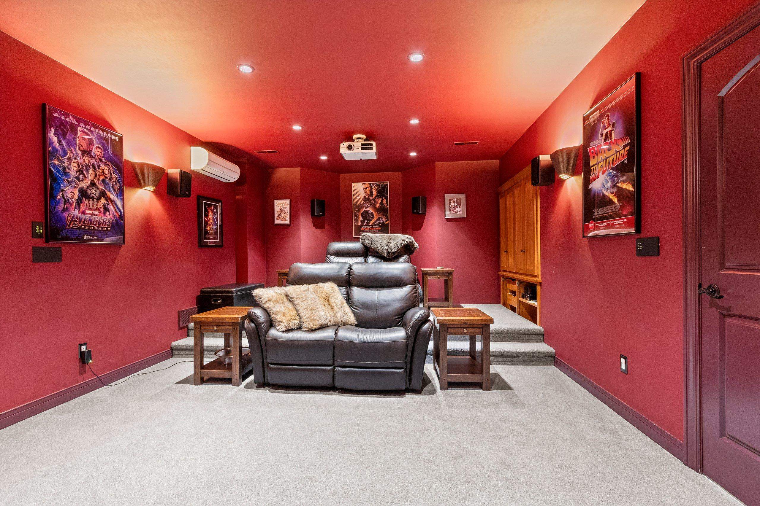 1233 W Cedar Street Property Photo 55
