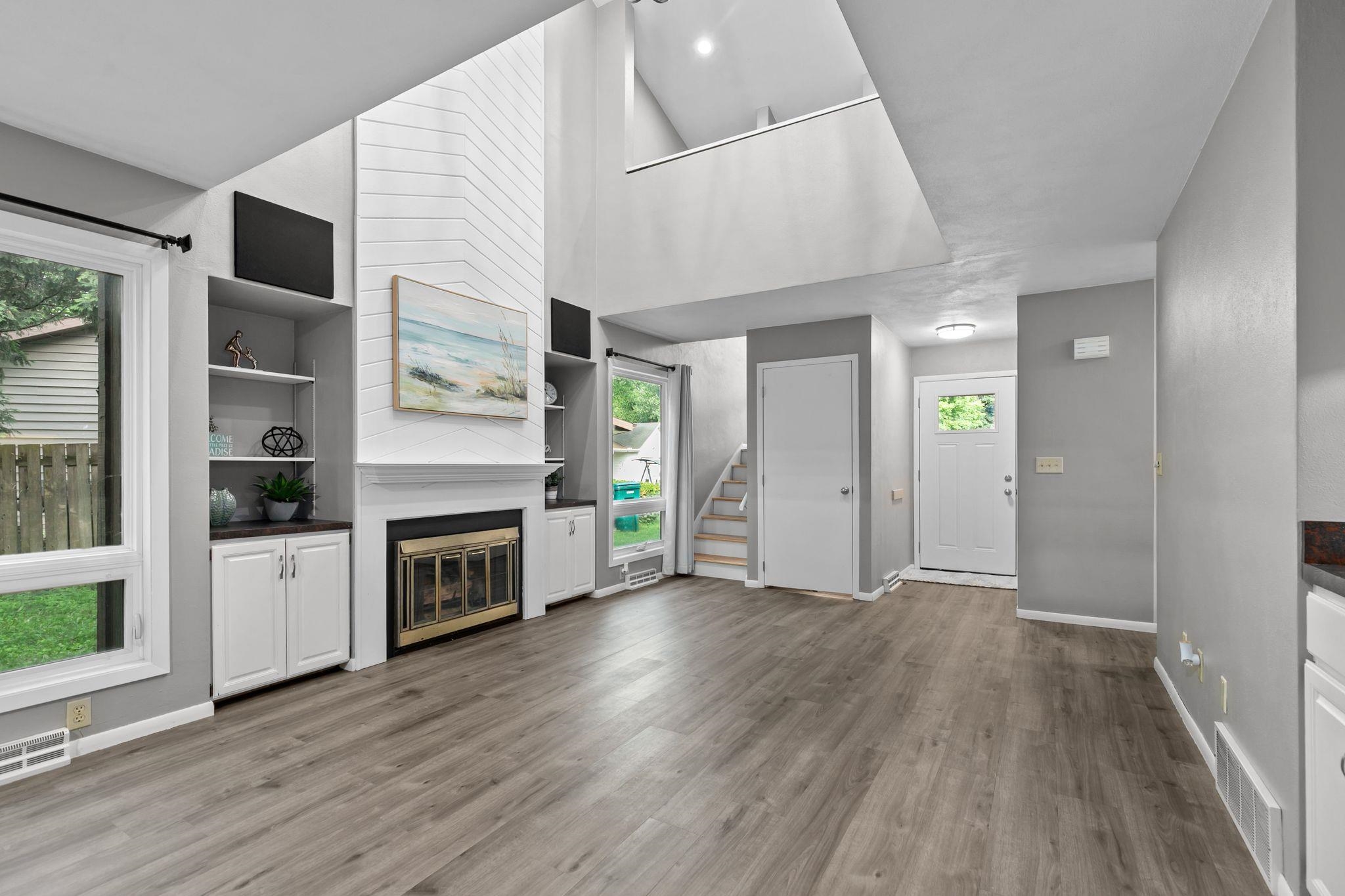 102 Crab Apple Court Property Photo 10