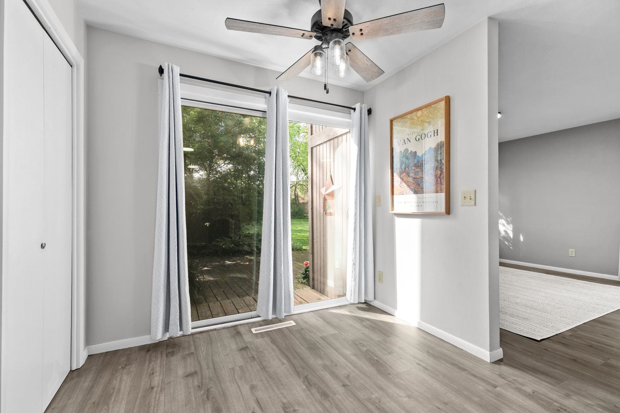102 Crab Apple Court Property Photo 16