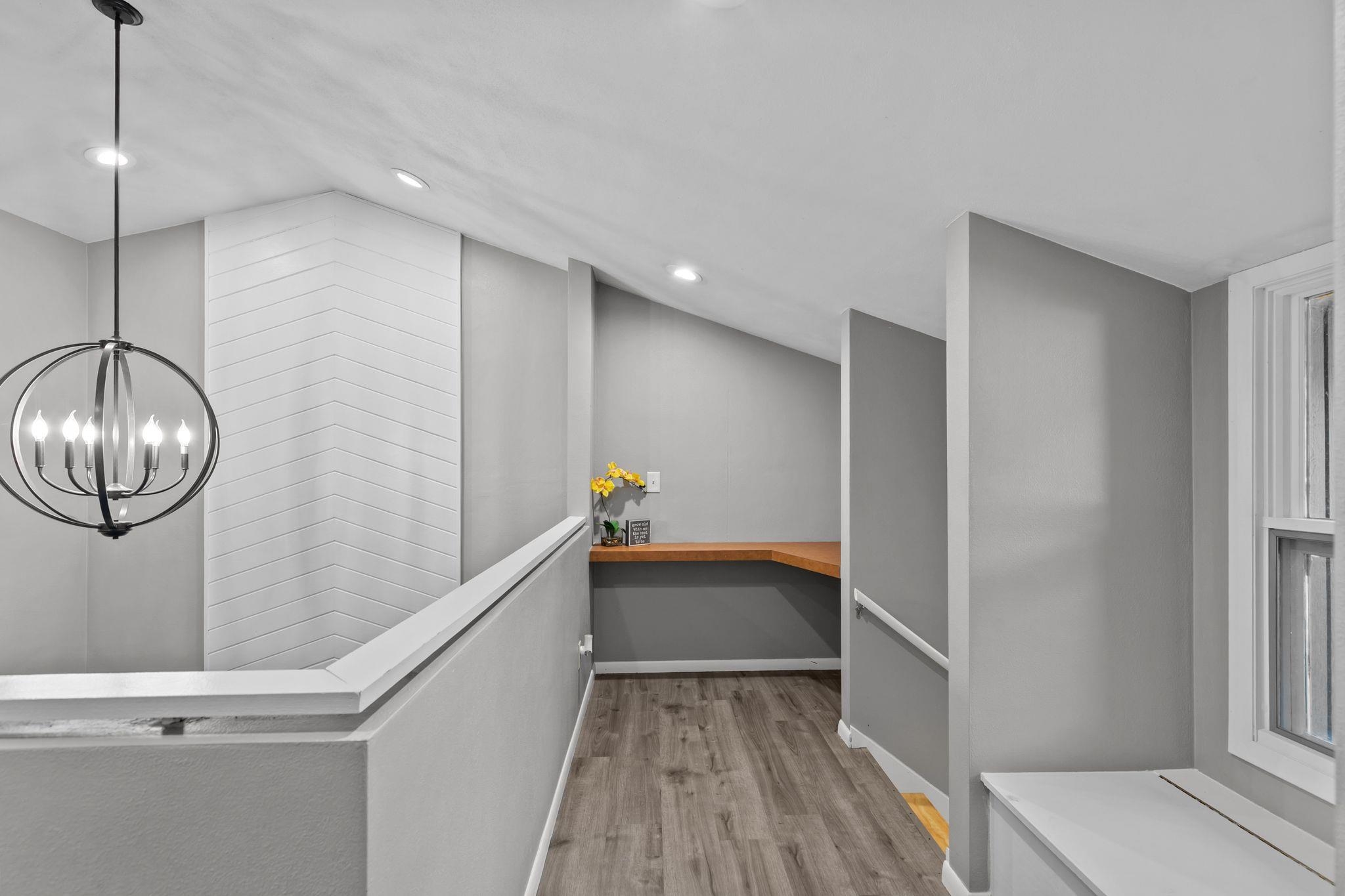 102 Crab Apple Court Property Photo 24