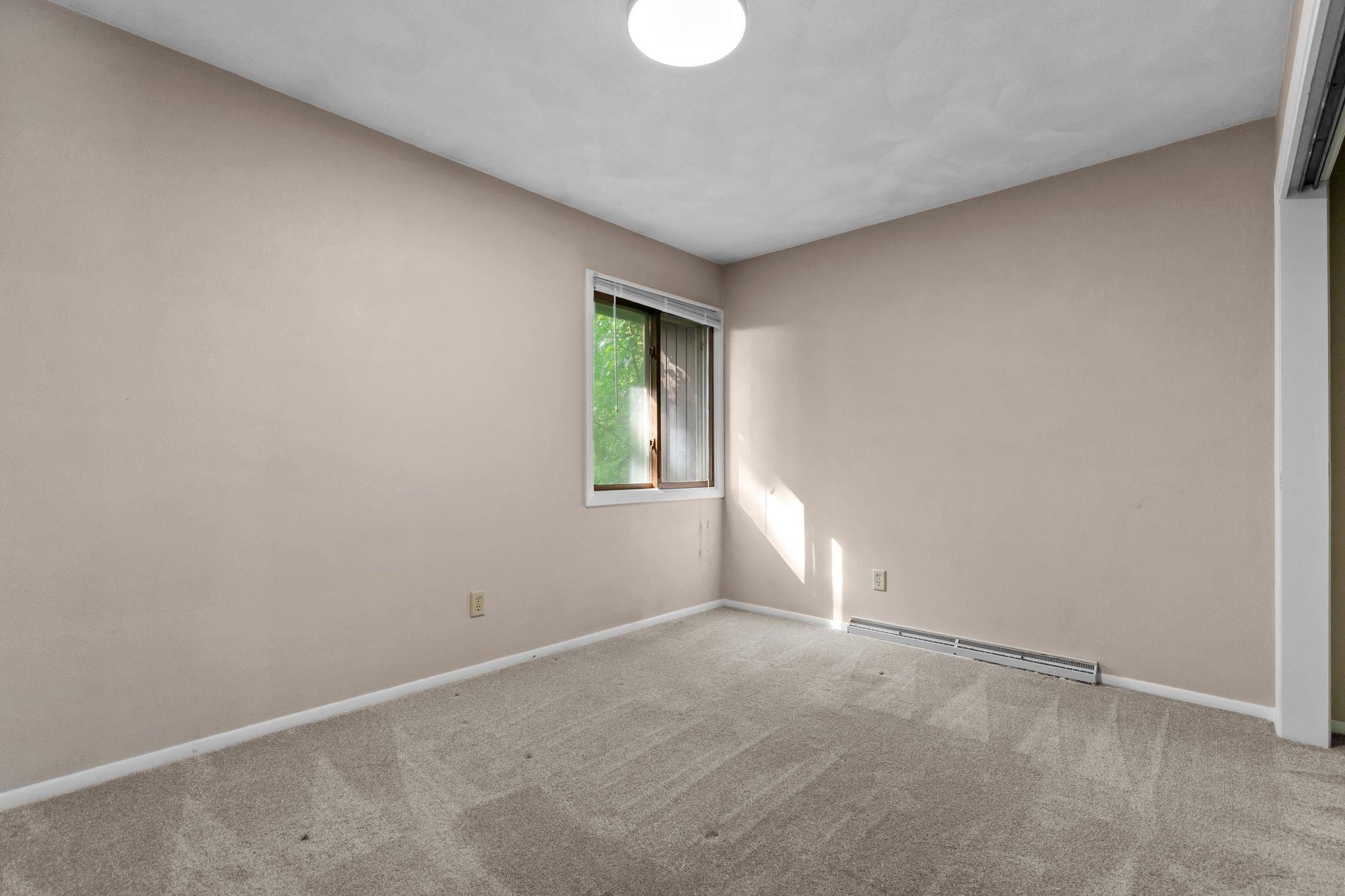 102 Crab Apple Court Property Photo 29