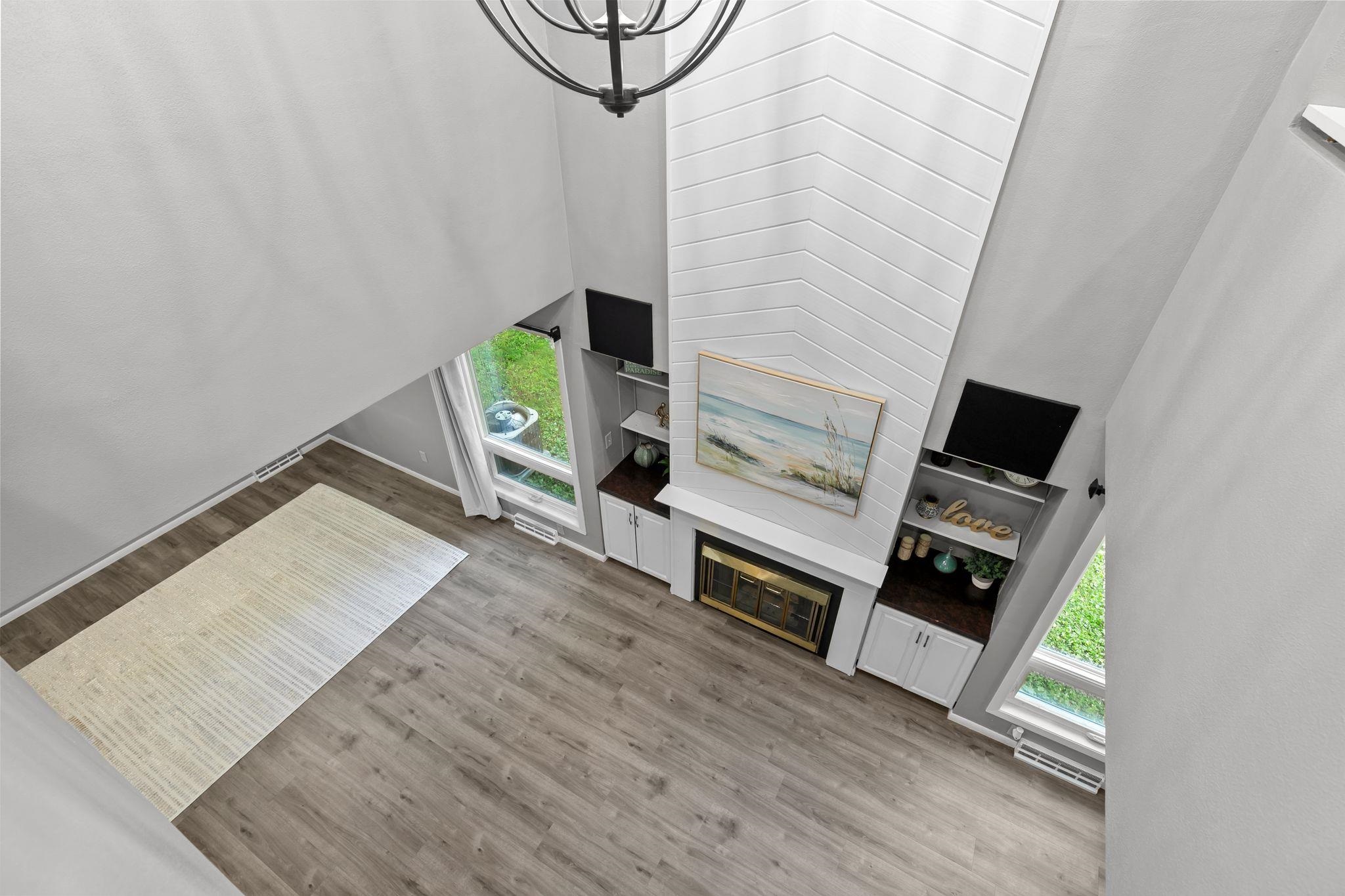 102 Crab Apple Court Property Photo 32