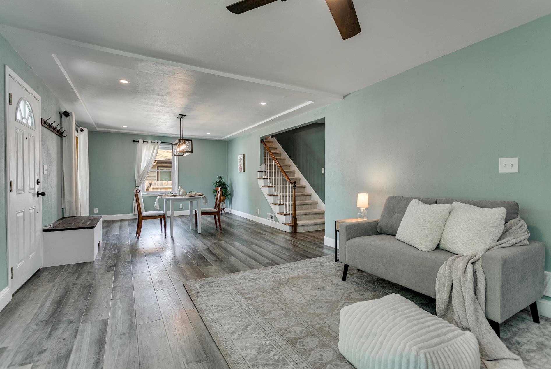 2108 N Superior Street Property Photo 5