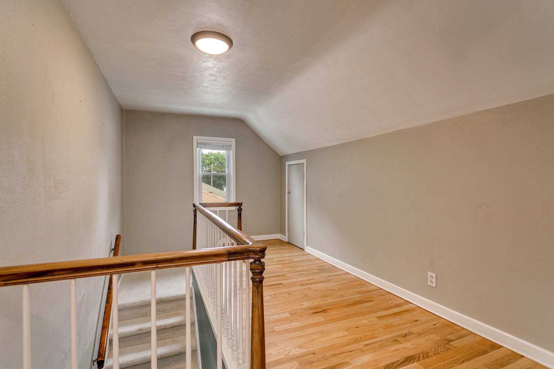 2108 N Superior Street Property Photo 22
