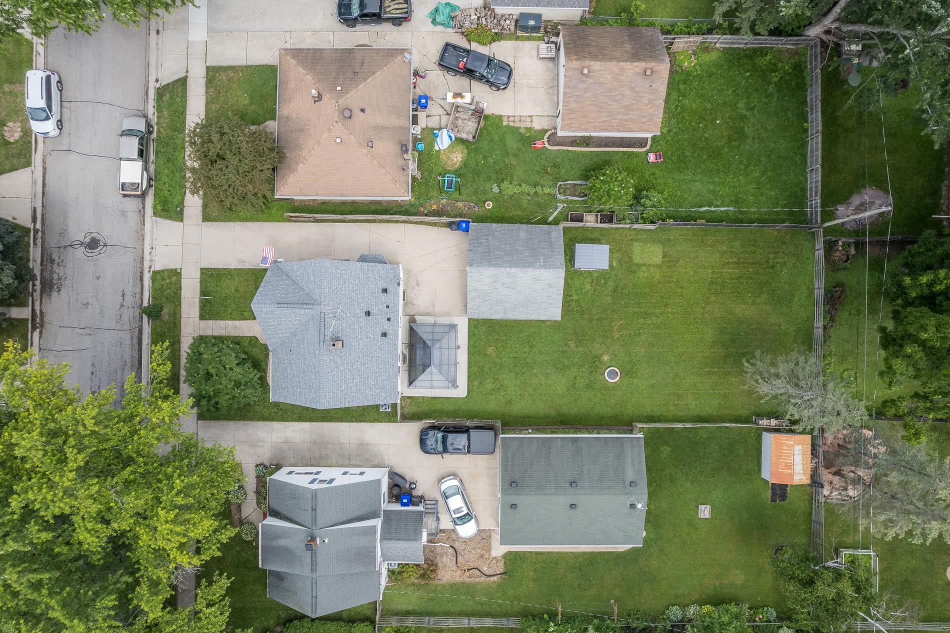 2108 N Superior Street Property Photo 51