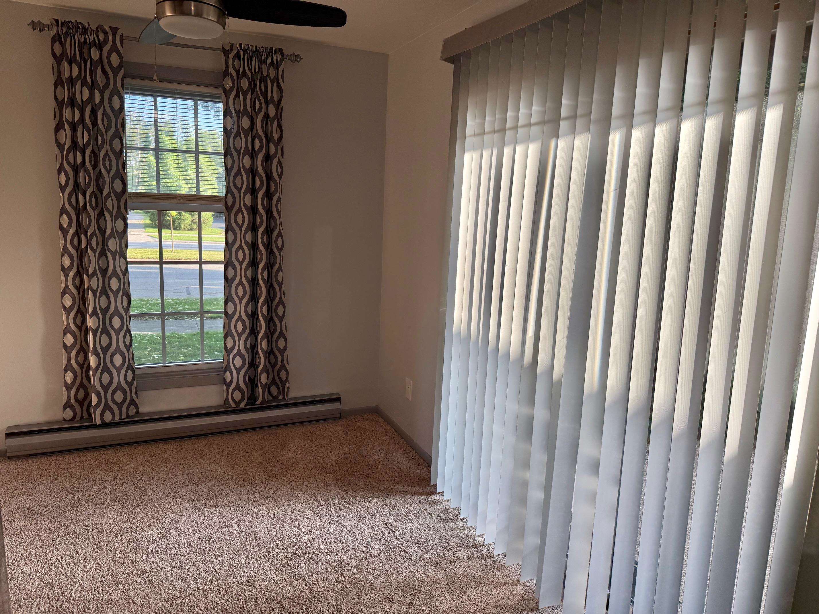 2602 Camelot Boulevard Property Photo 6