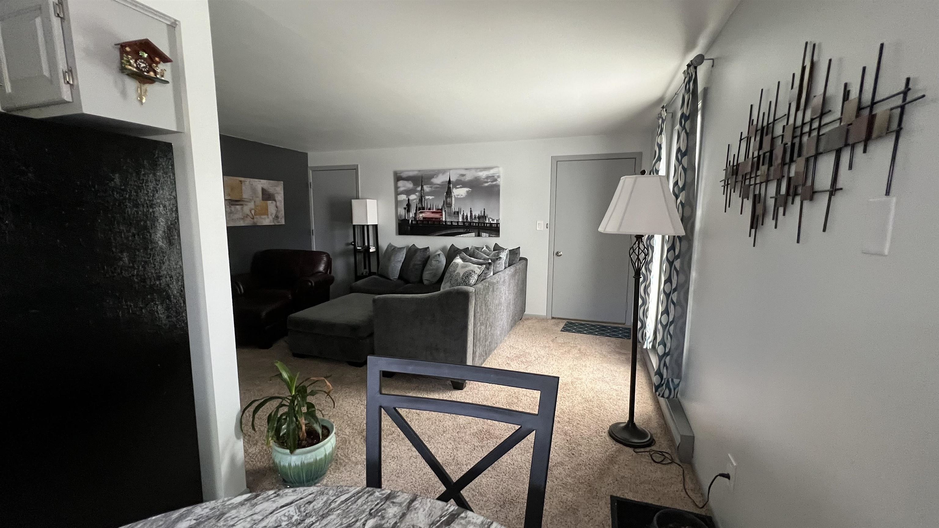 2602 Camelot Boulevard Property Photo 22