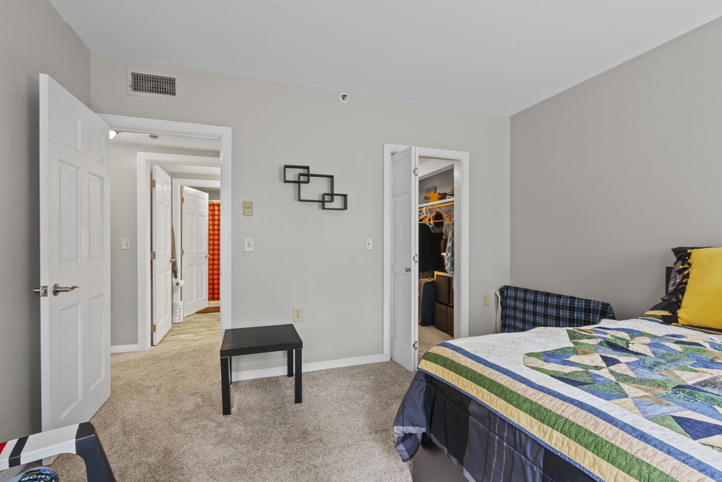 2631 Northern Road Property Photo 10