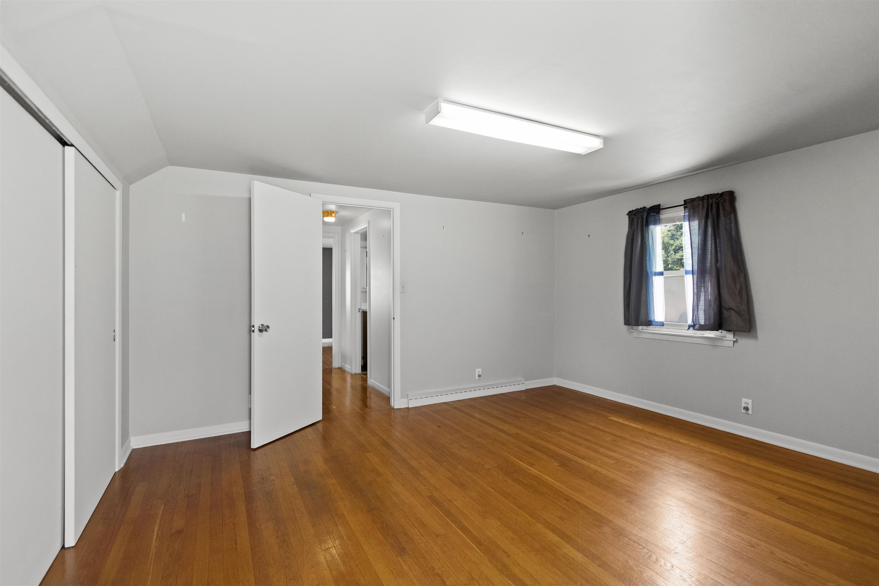 960 Higgins Avenue Property Photo 39