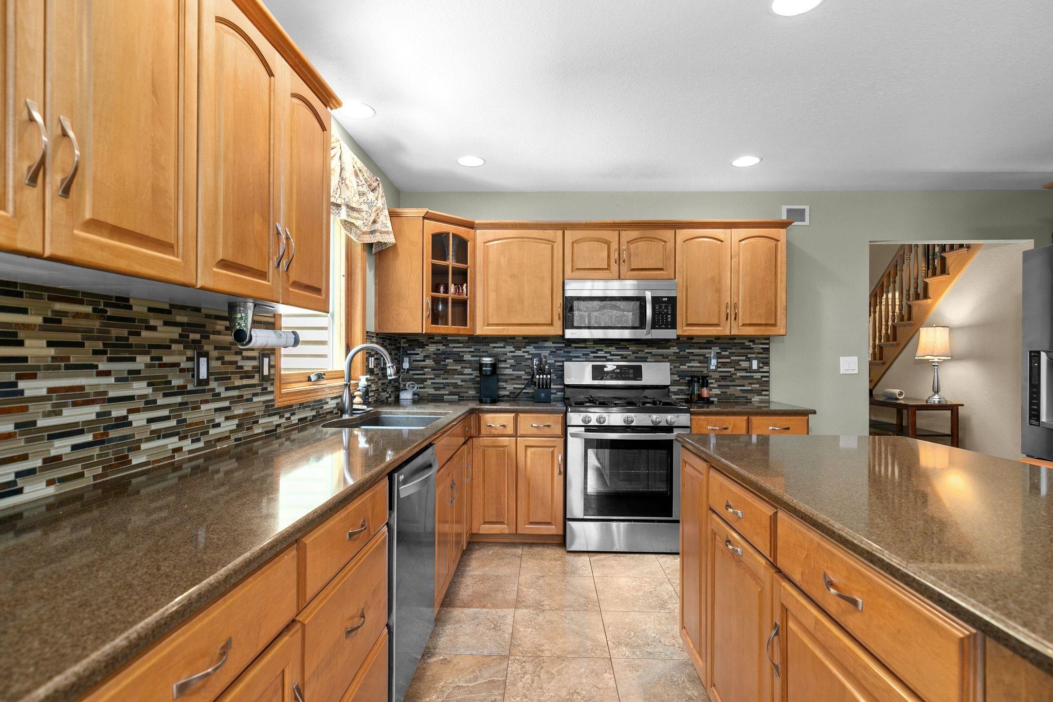 1509 Meadowbreeze Circle Property Photo 9