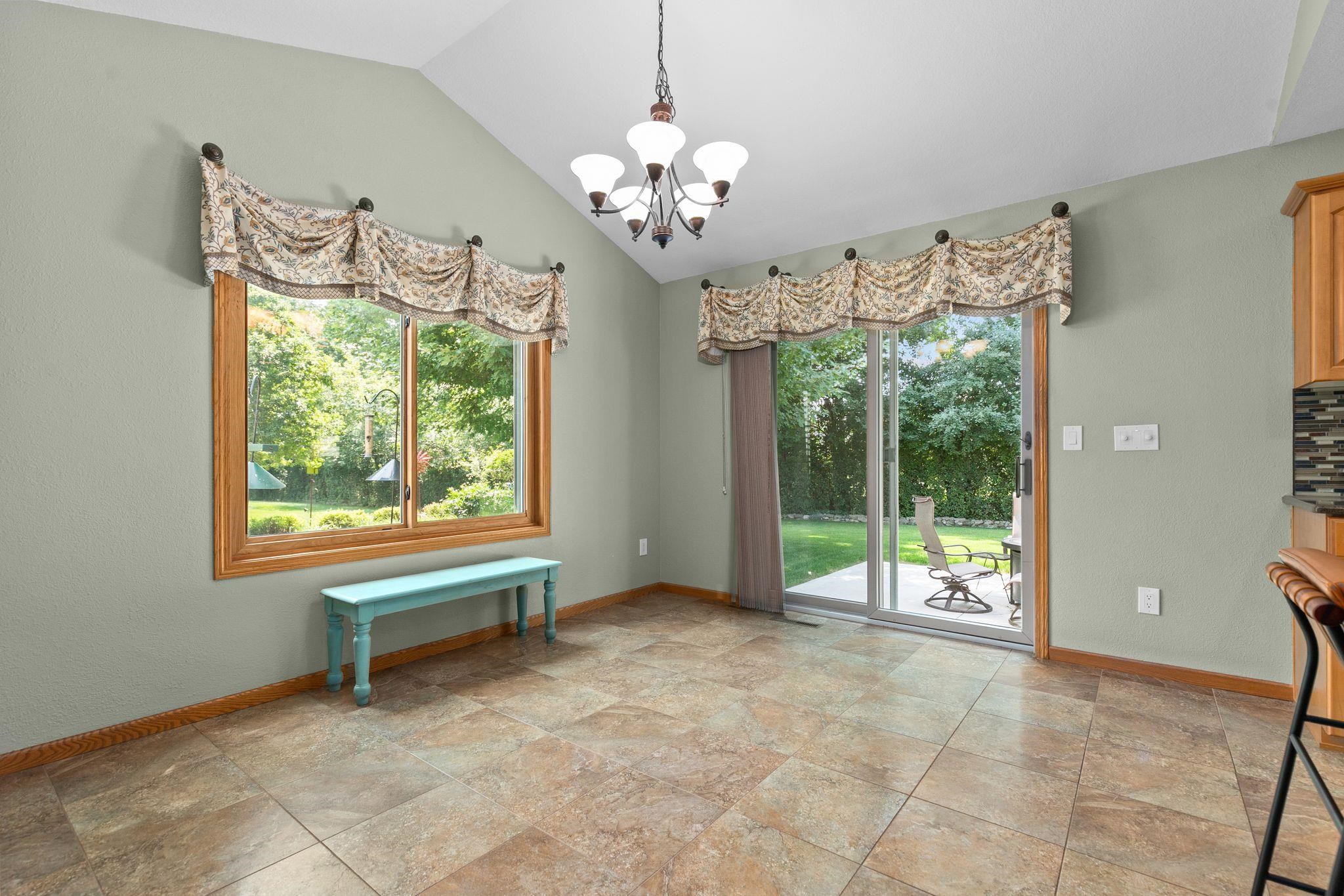 1509 Meadowbreeze Circle Property Photo 13
