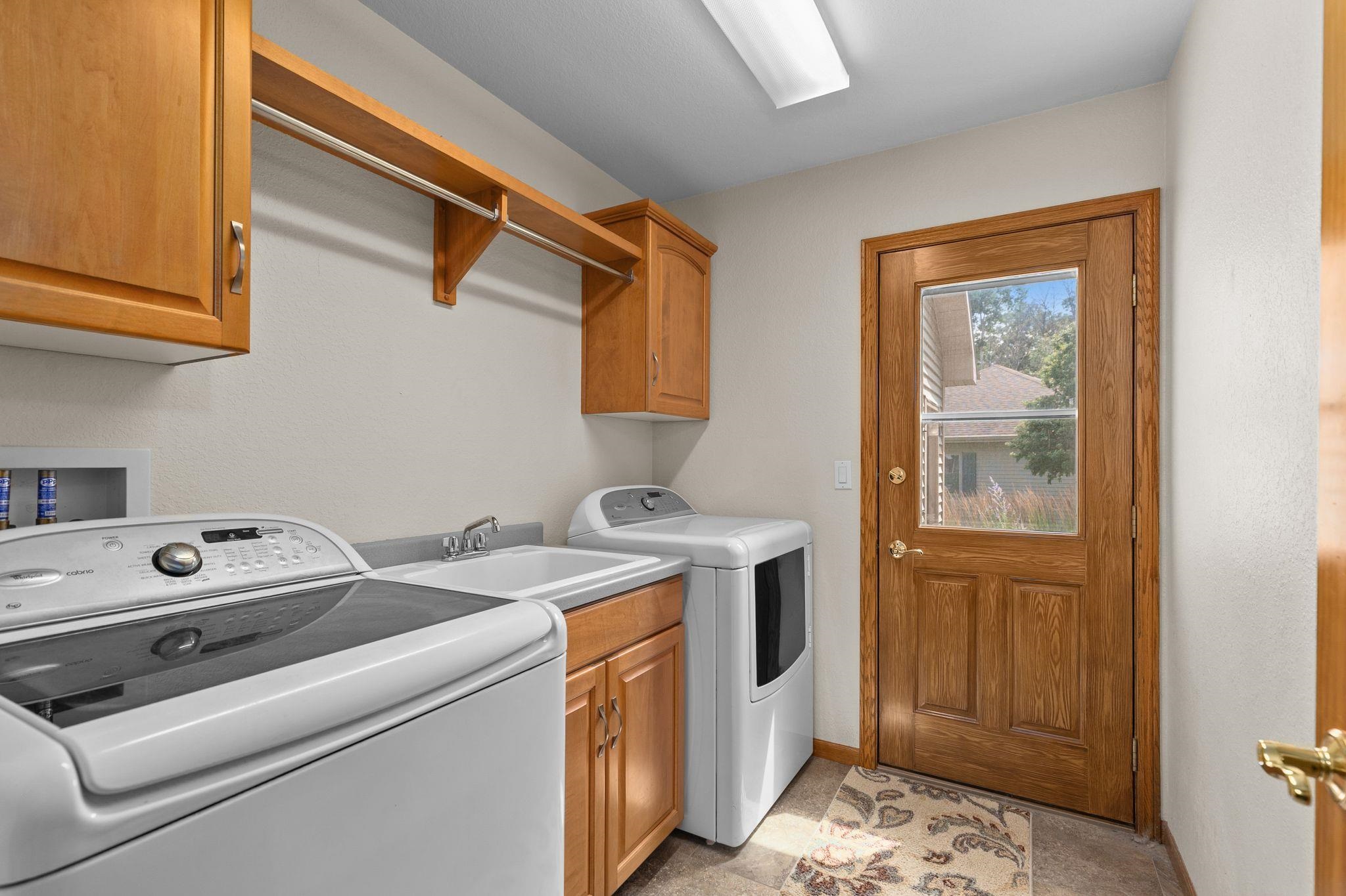 1509 Meadowbreeze Circle Property Photo 15