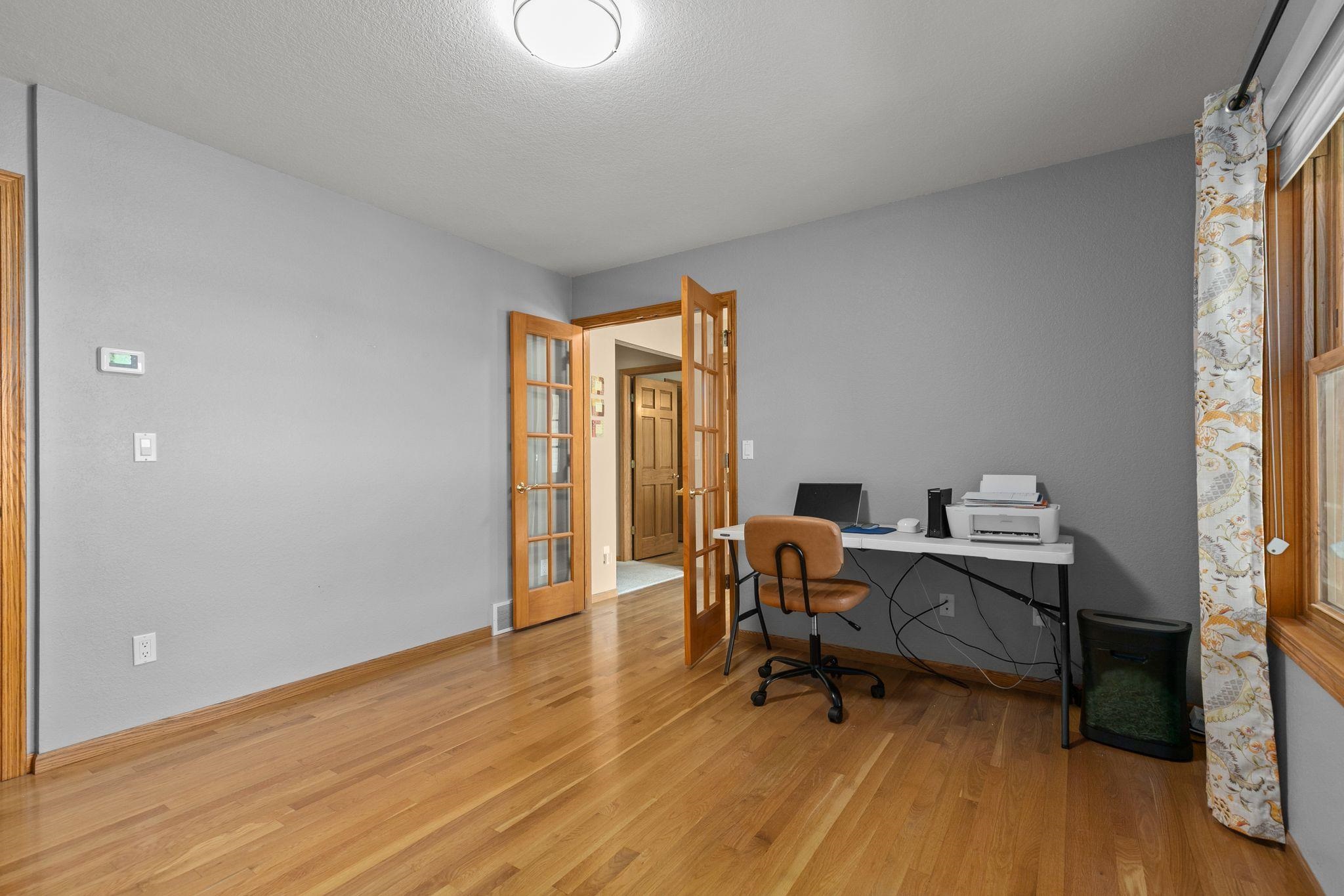 1509 Meadowbreeze Circle Property Photo 18