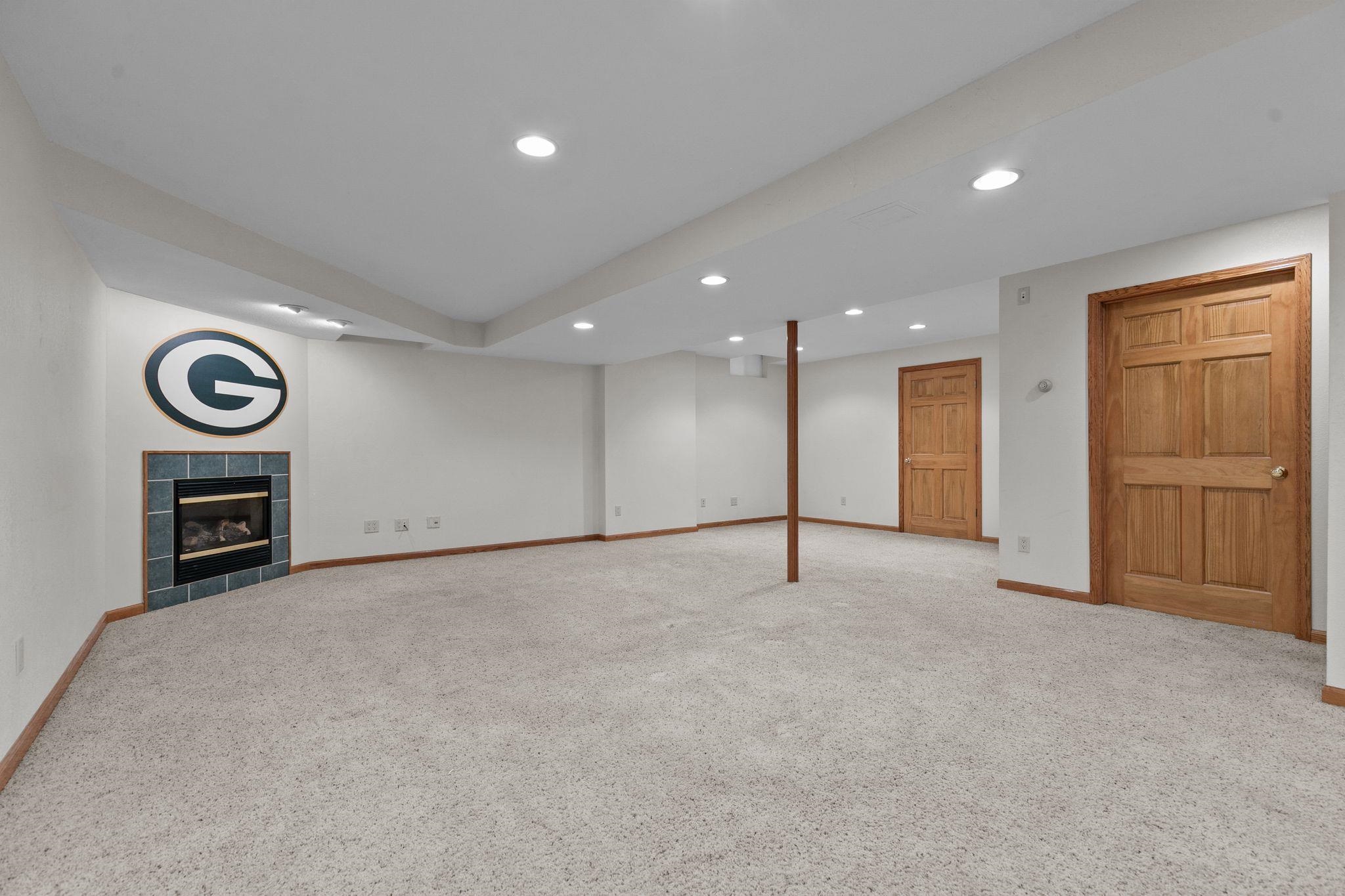 1509 Meadowbreeze Circle Property Photo 33
