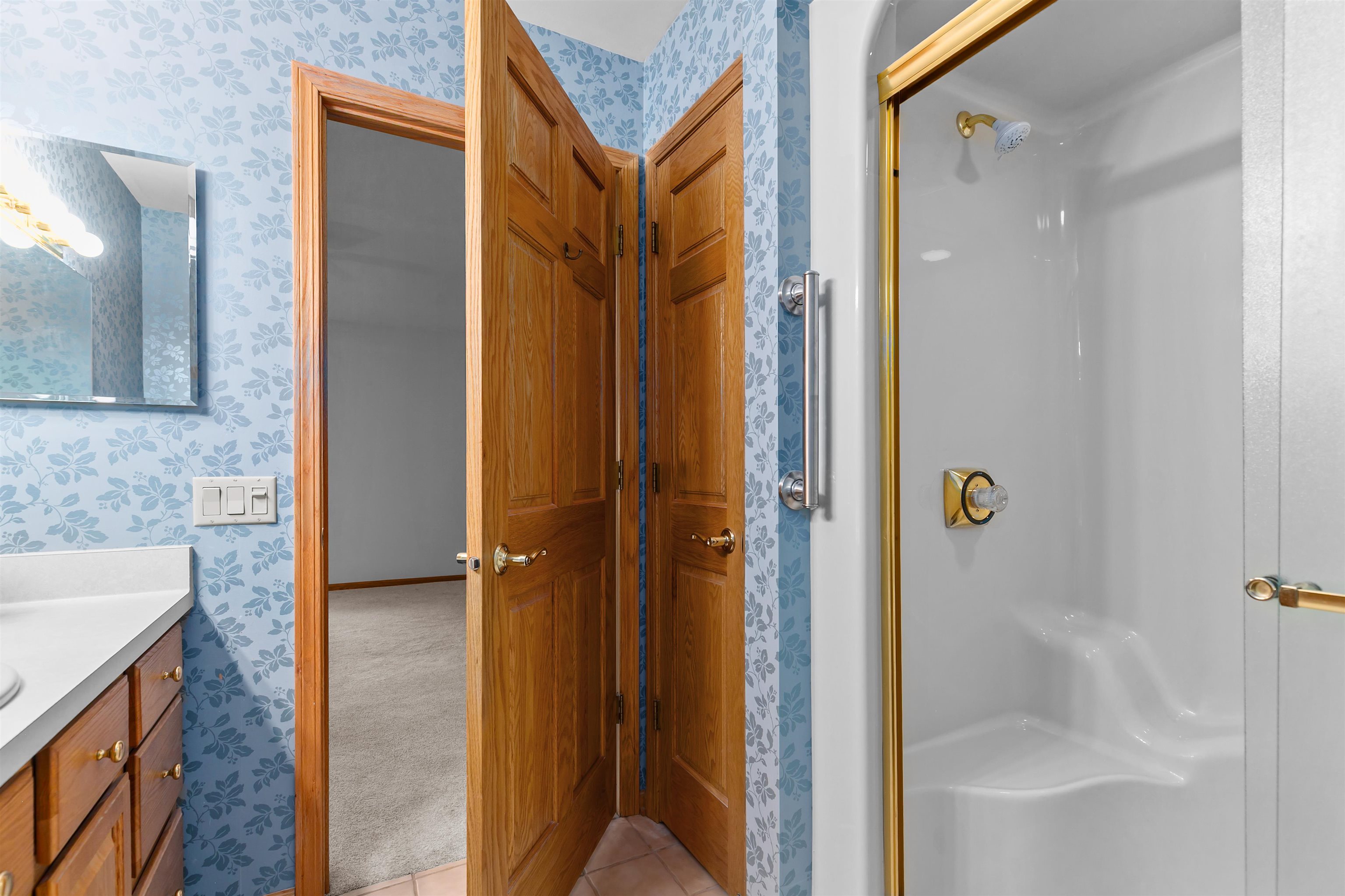 230 Harbor Point Court Property Photo 13