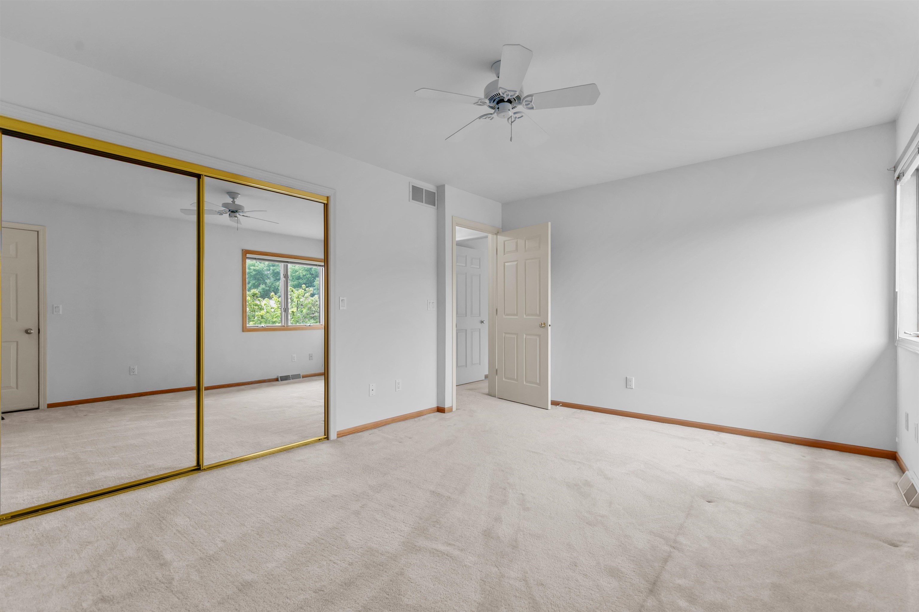 230 Harbor Point Court Property Photo 19