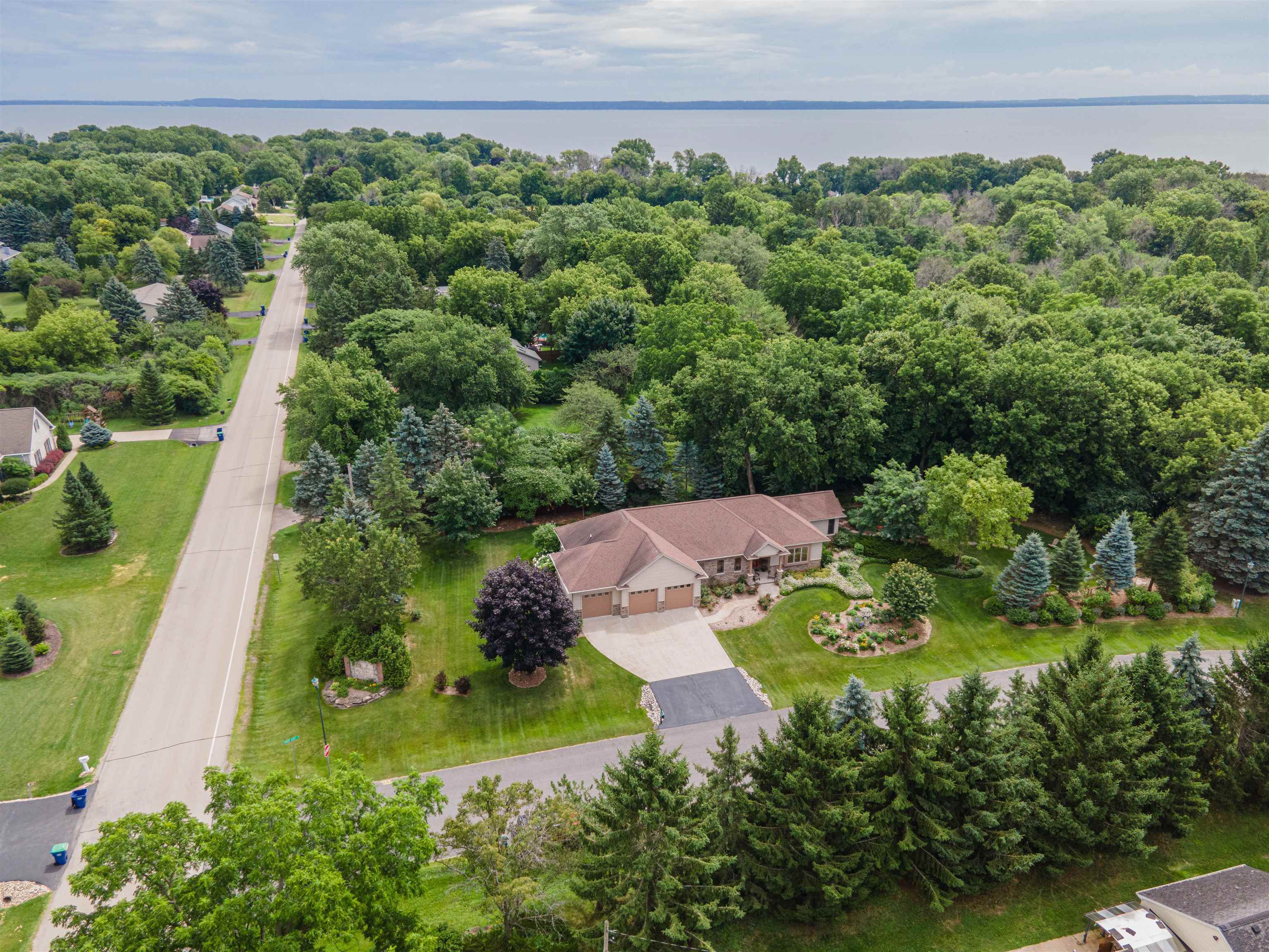 1500 Hidden Acres Lane Property Photo 37