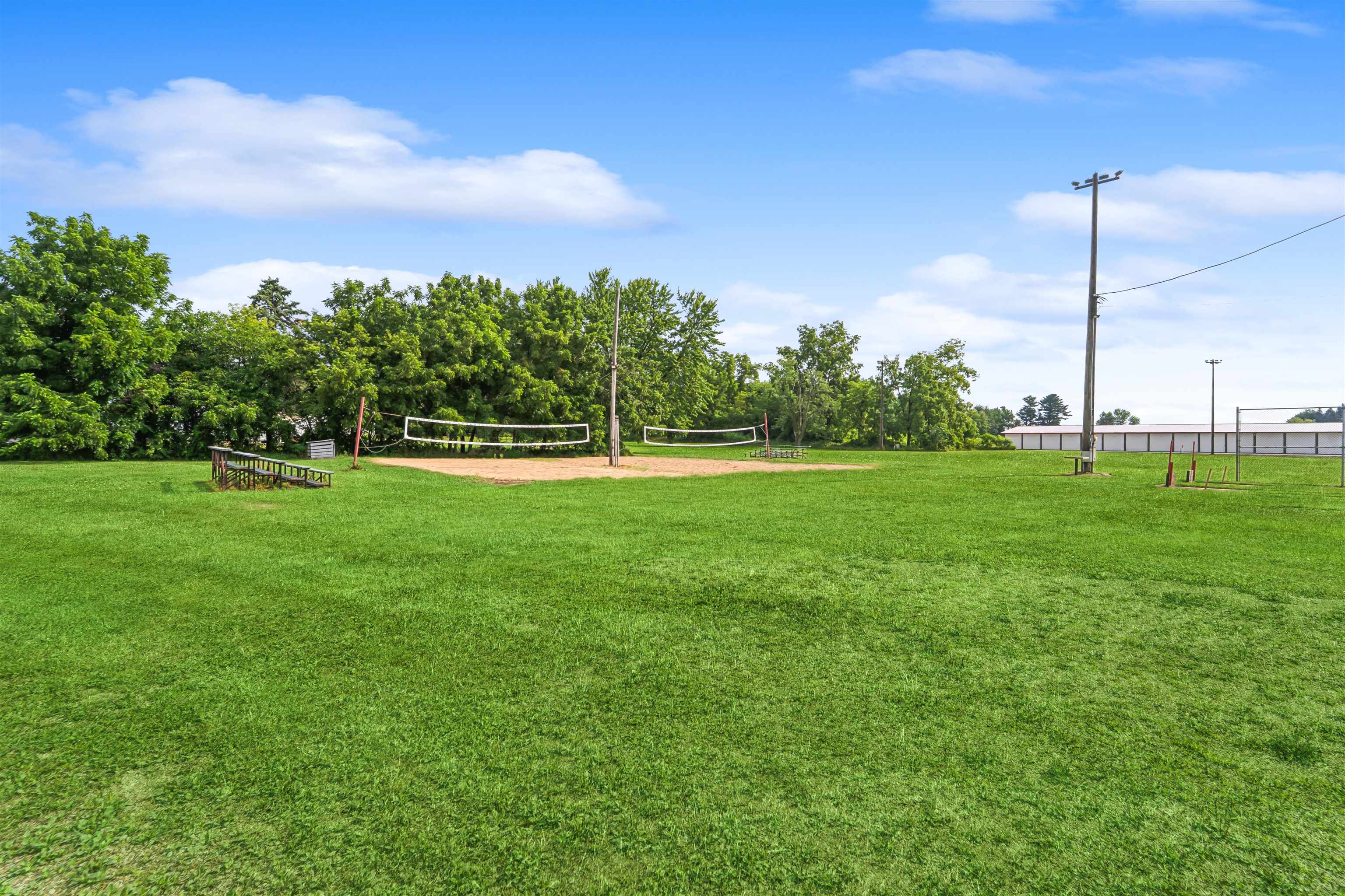 E9102 State Road 96 Property Photo 38