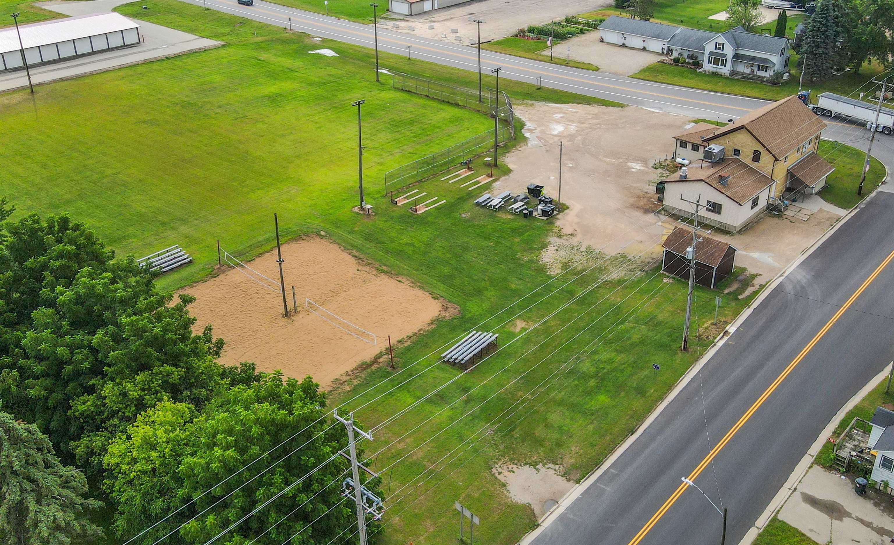 E9102 State Road 96 Property Photo 42