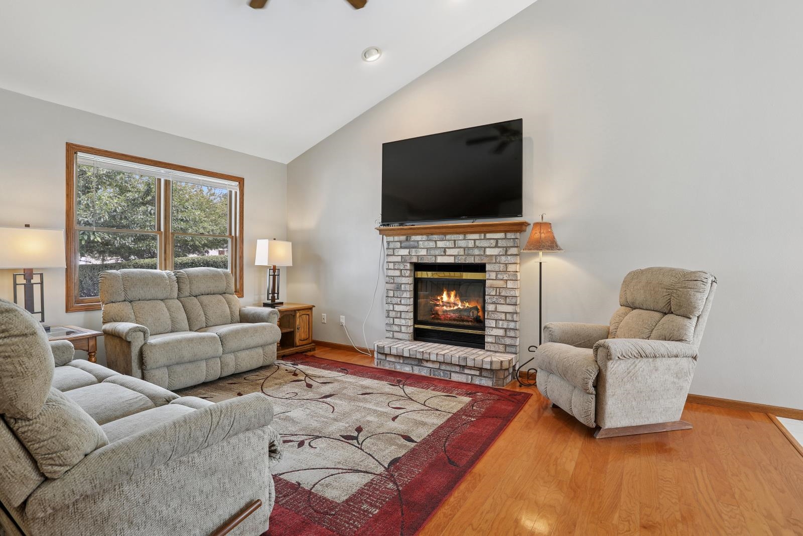 2513 Bishops Lane Property Photo 3