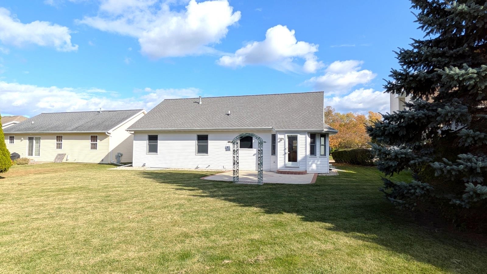 2513 Bishops Lane Property Photo 24