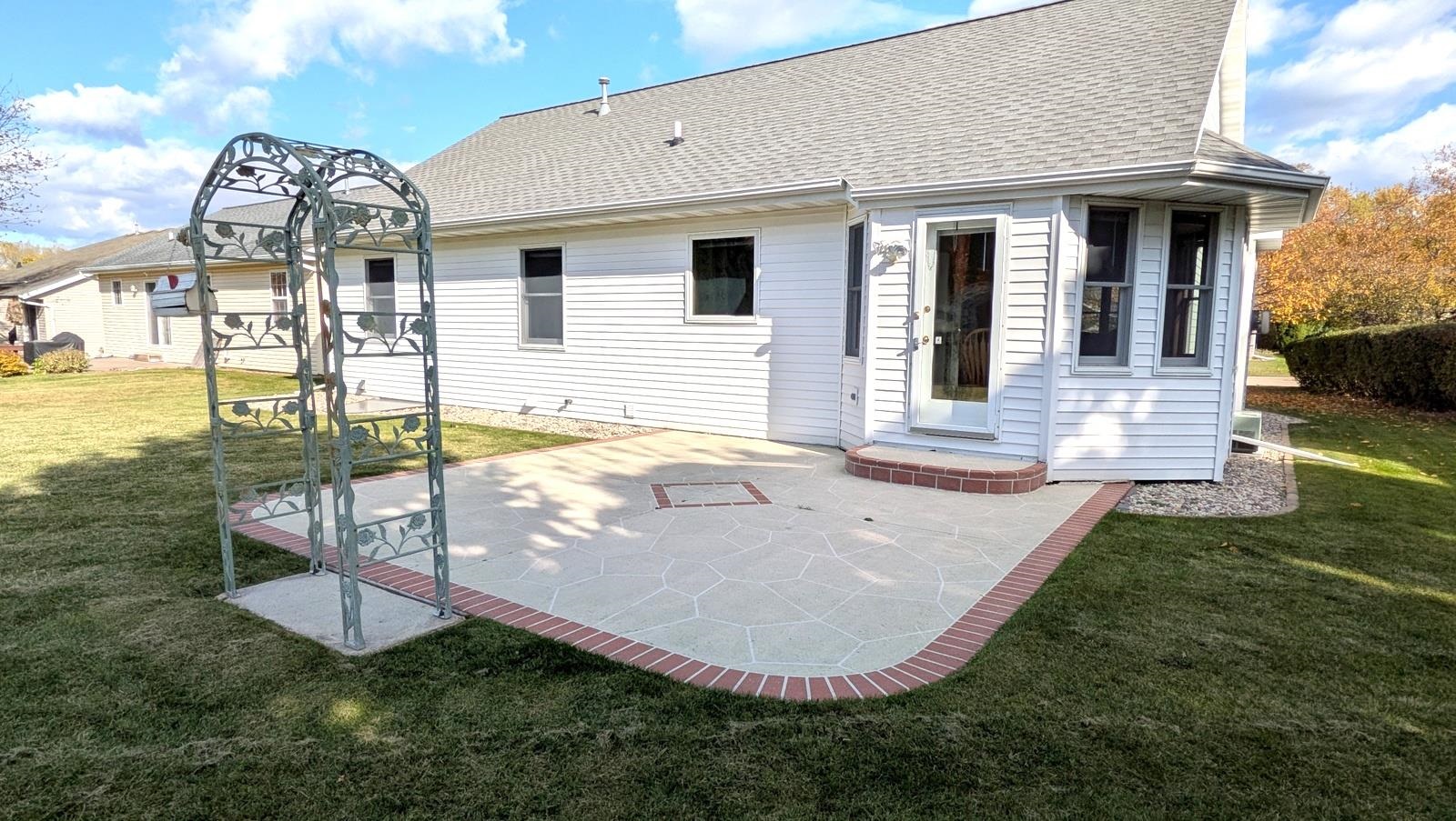 2513 Bishops Lane Property Photo 25